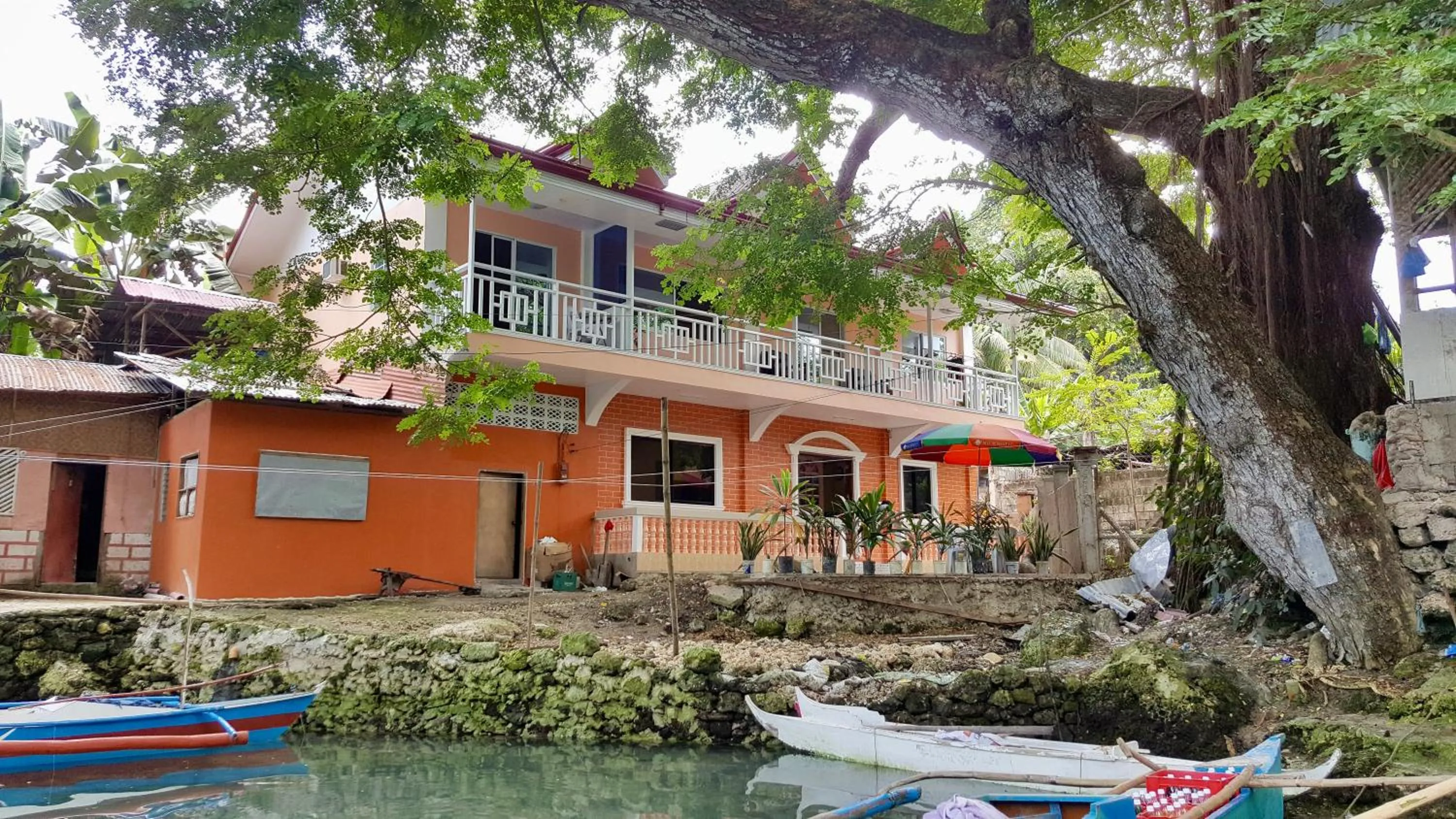 Property building in TGH Guest House Badian