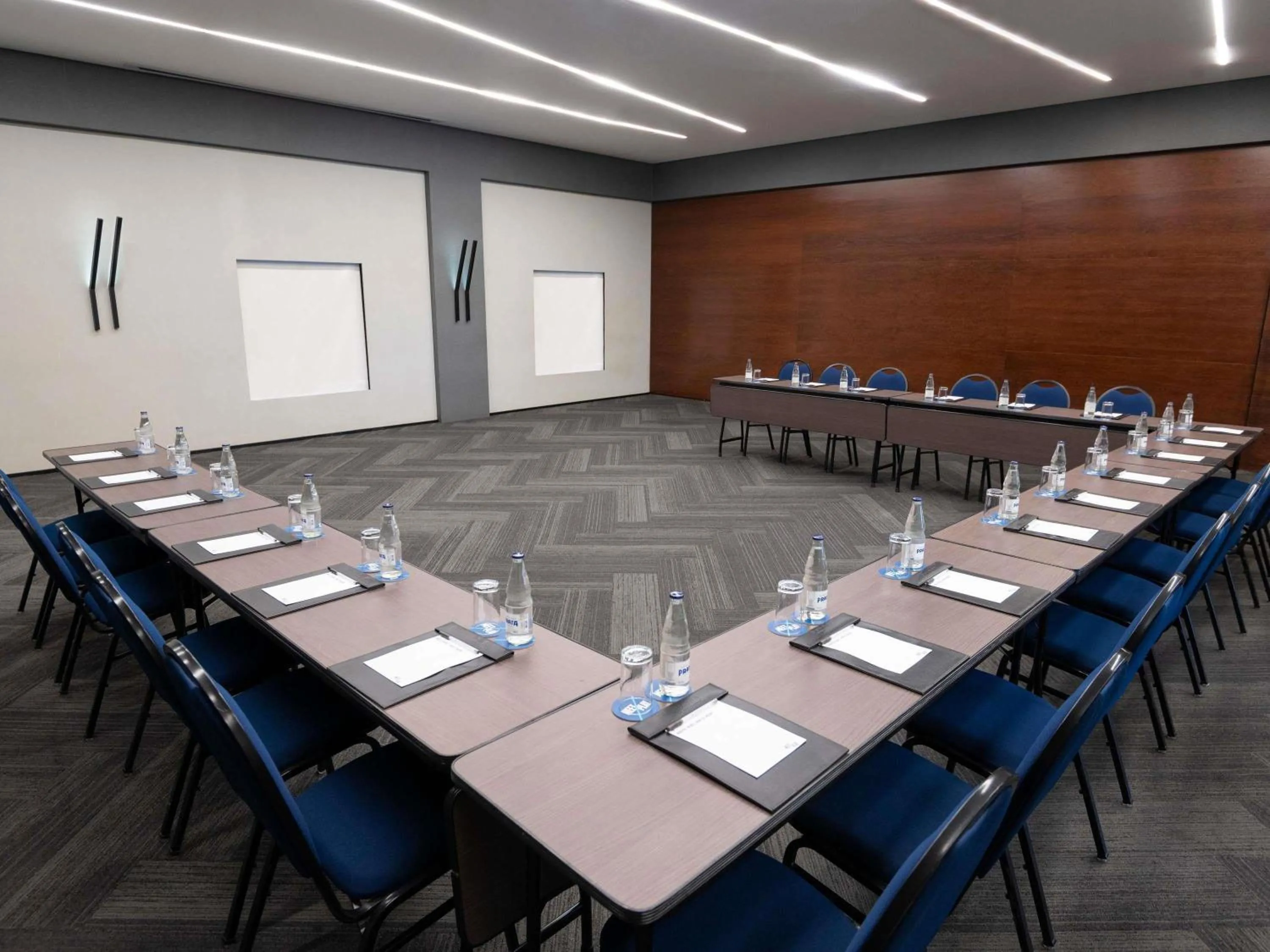 Meeting/conference room in Pullman Sao Paulo Ibirapuera