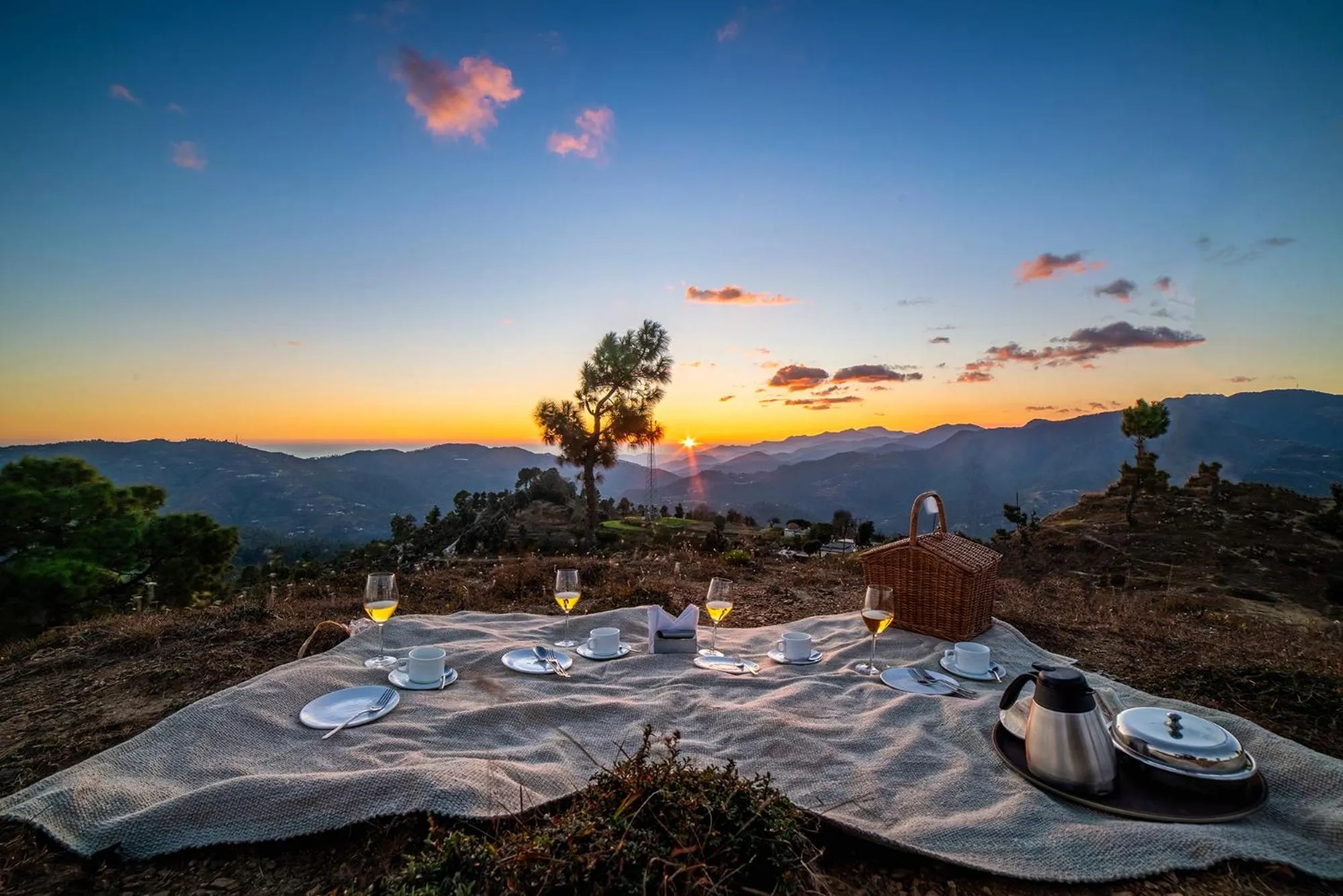 Mountain view in Dhanachuli Retreat