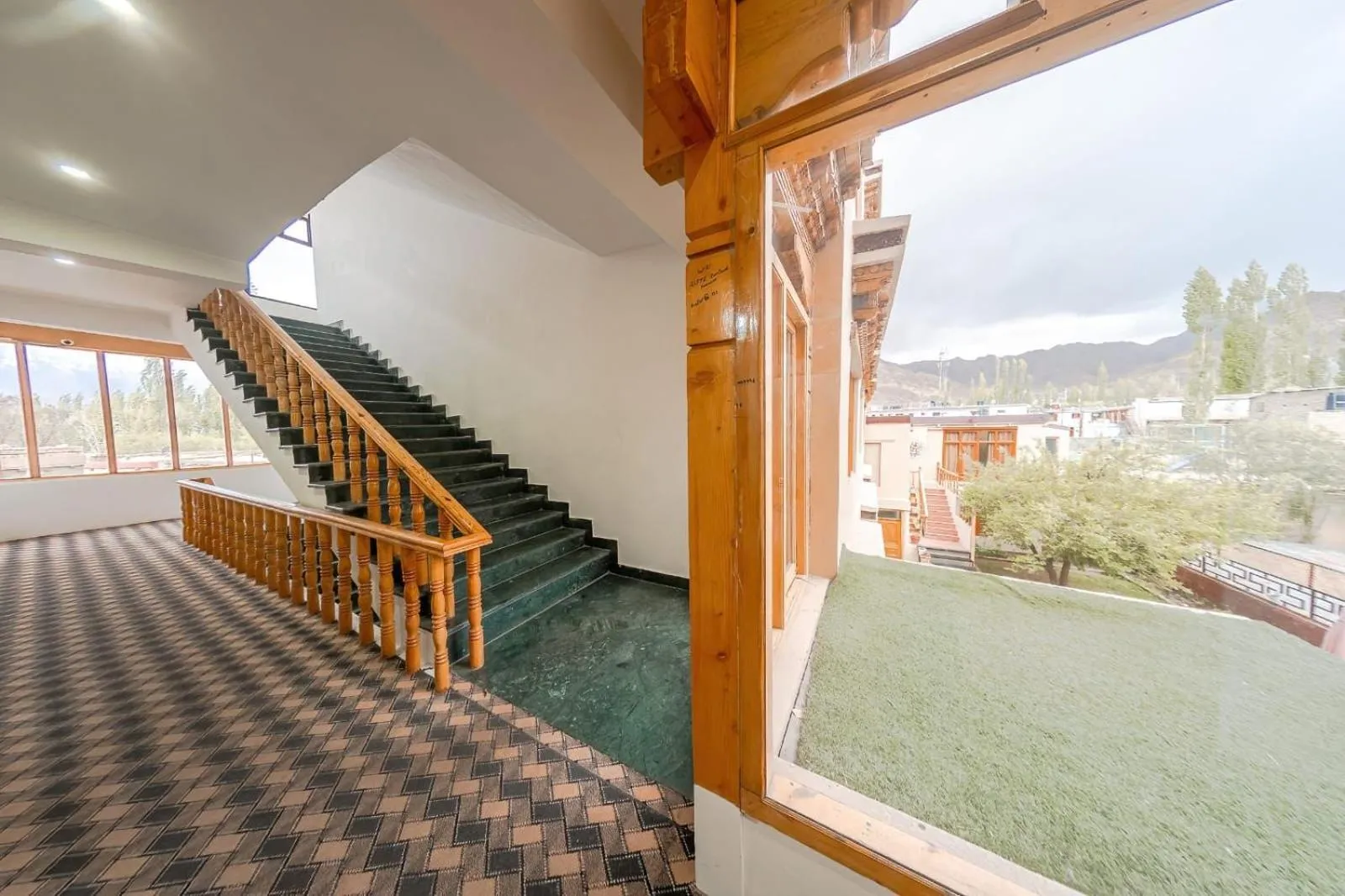 Hotel Ladakh Imperial