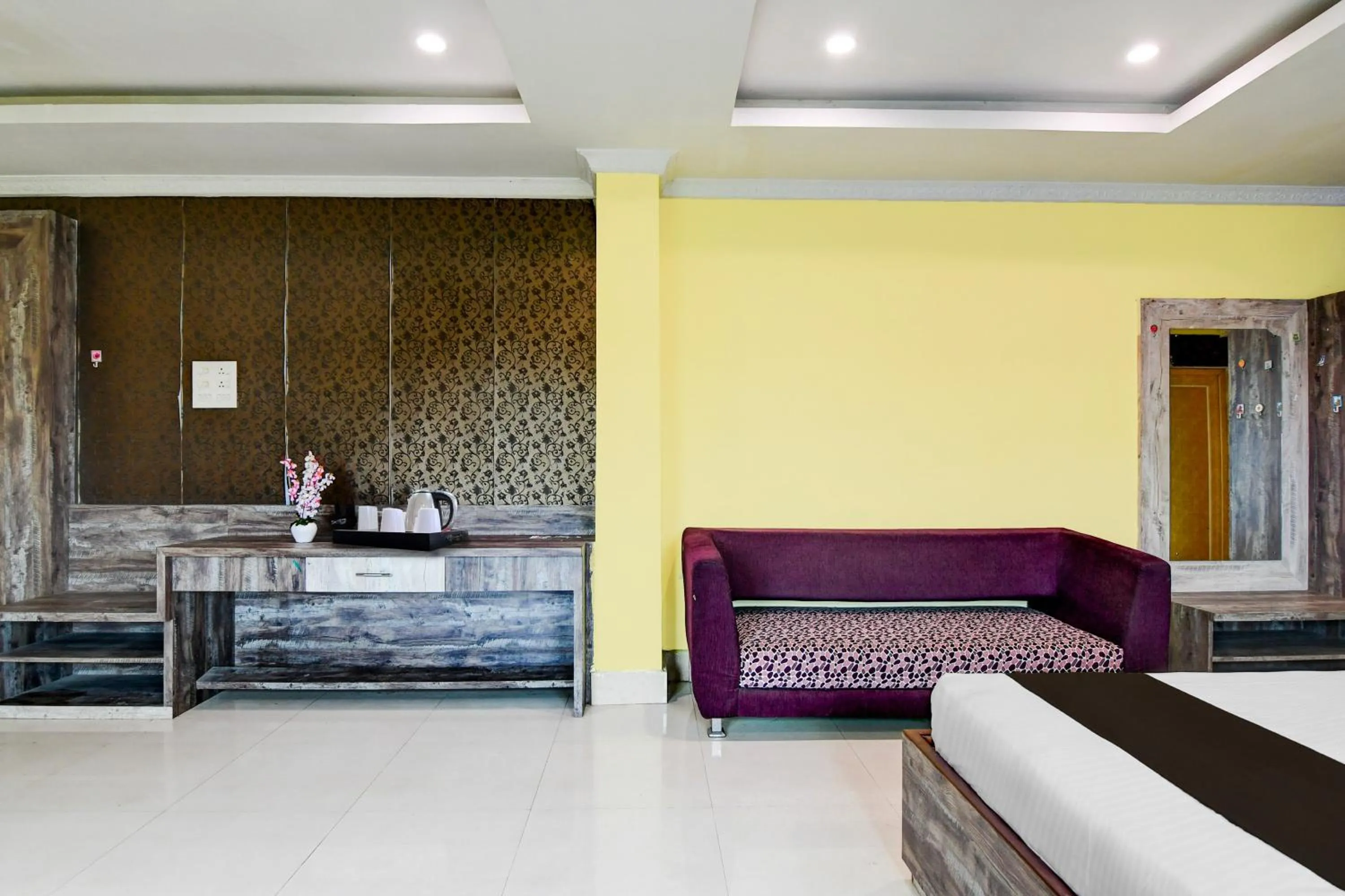 Bedroom in Super Collection O Tamando Jagannath Temple Formerly Hotel Blue Royal