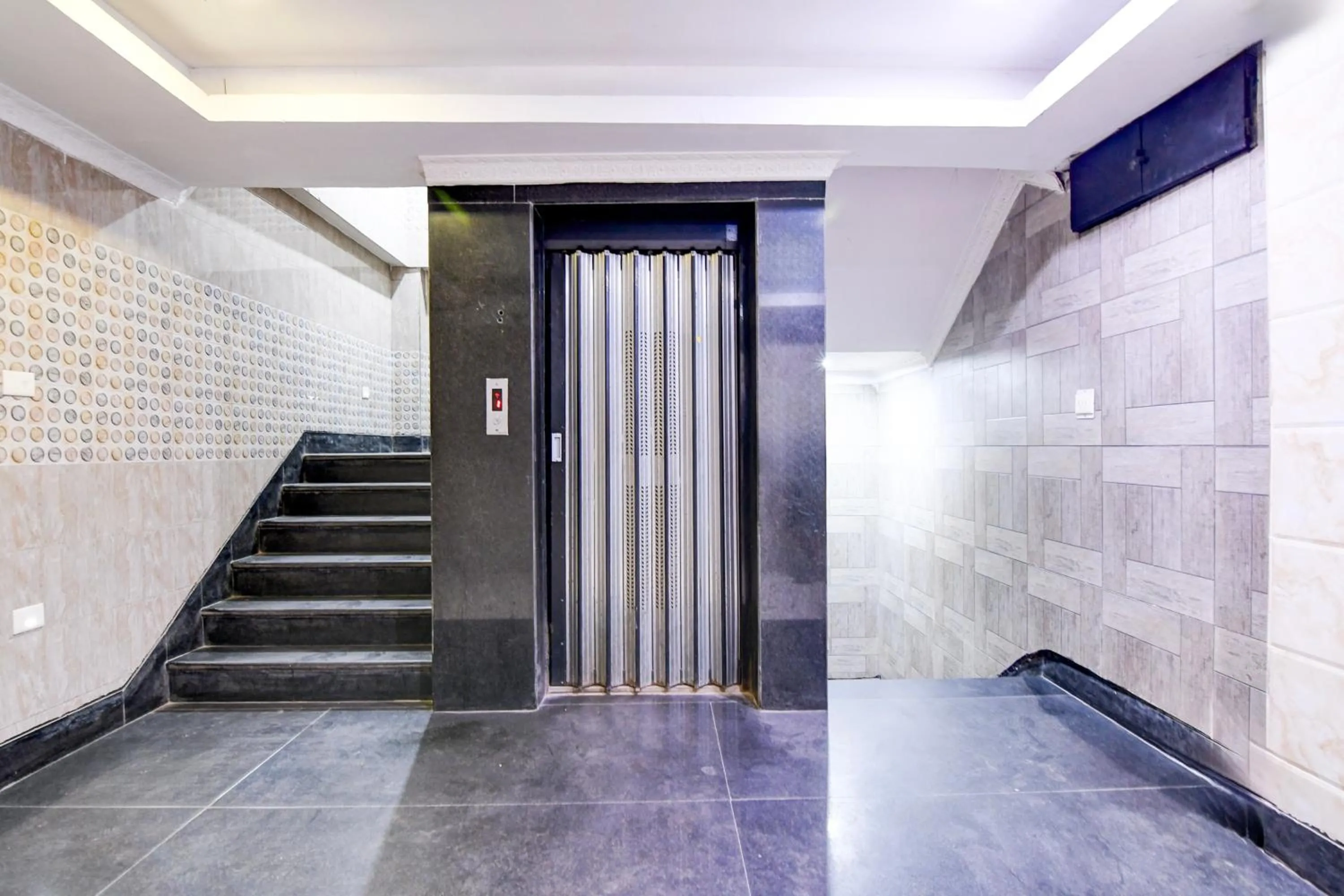 Lobby or reception in Super Collection O Tamando Jagannath Temple Formerly Hotel Blue Royal