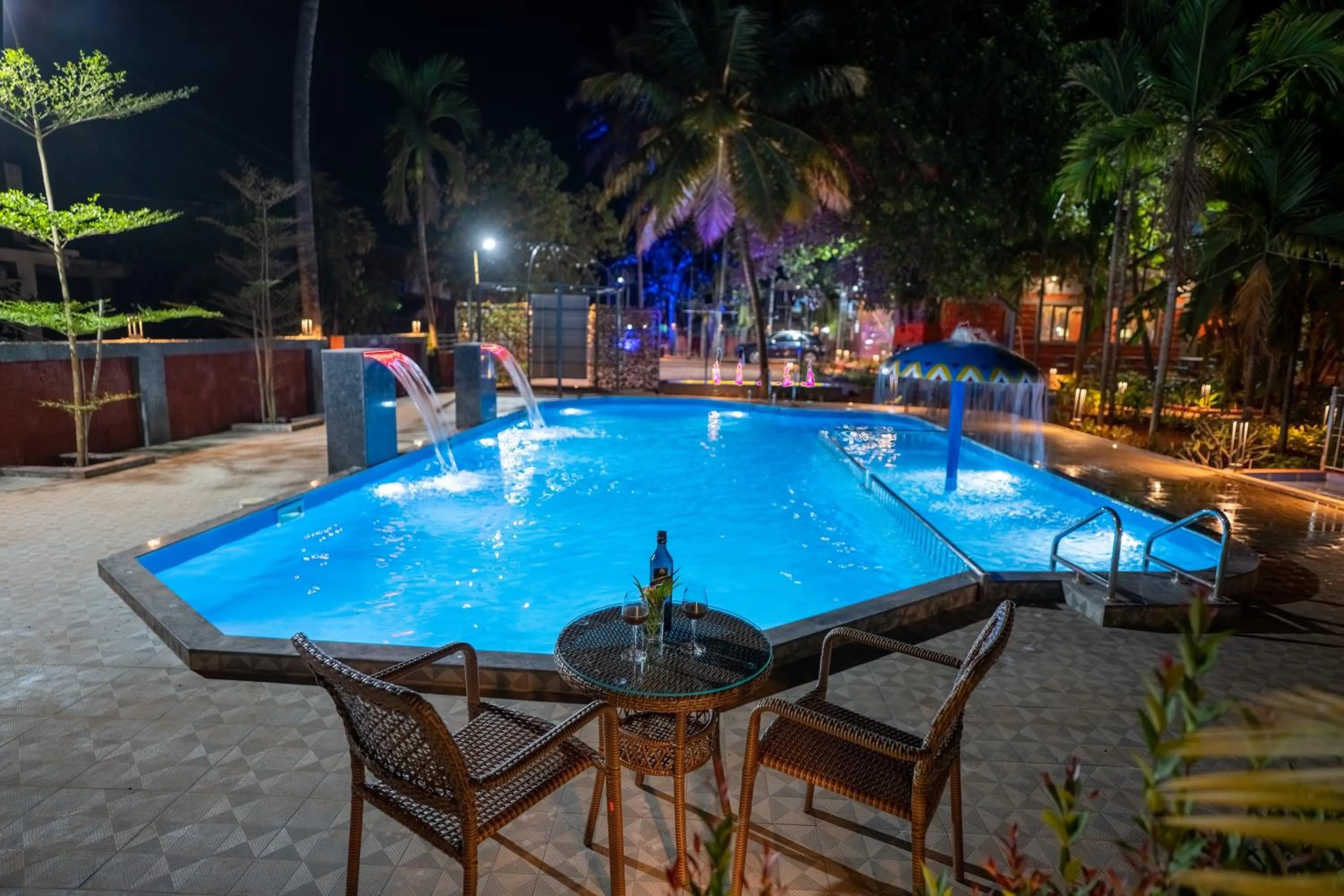 Swimming pool in VITS Select Casuarina Diveagar