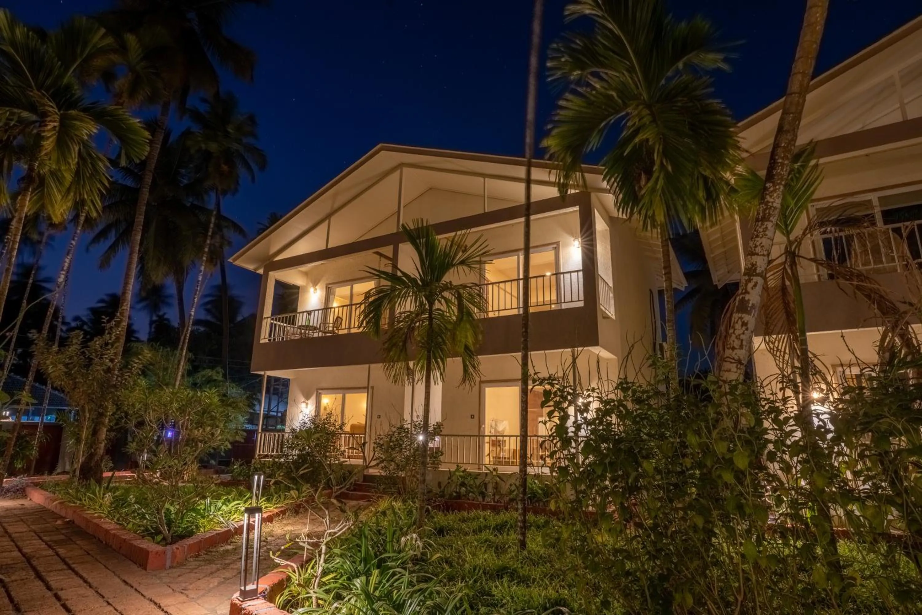 VITS Select Casuarina Diveagar