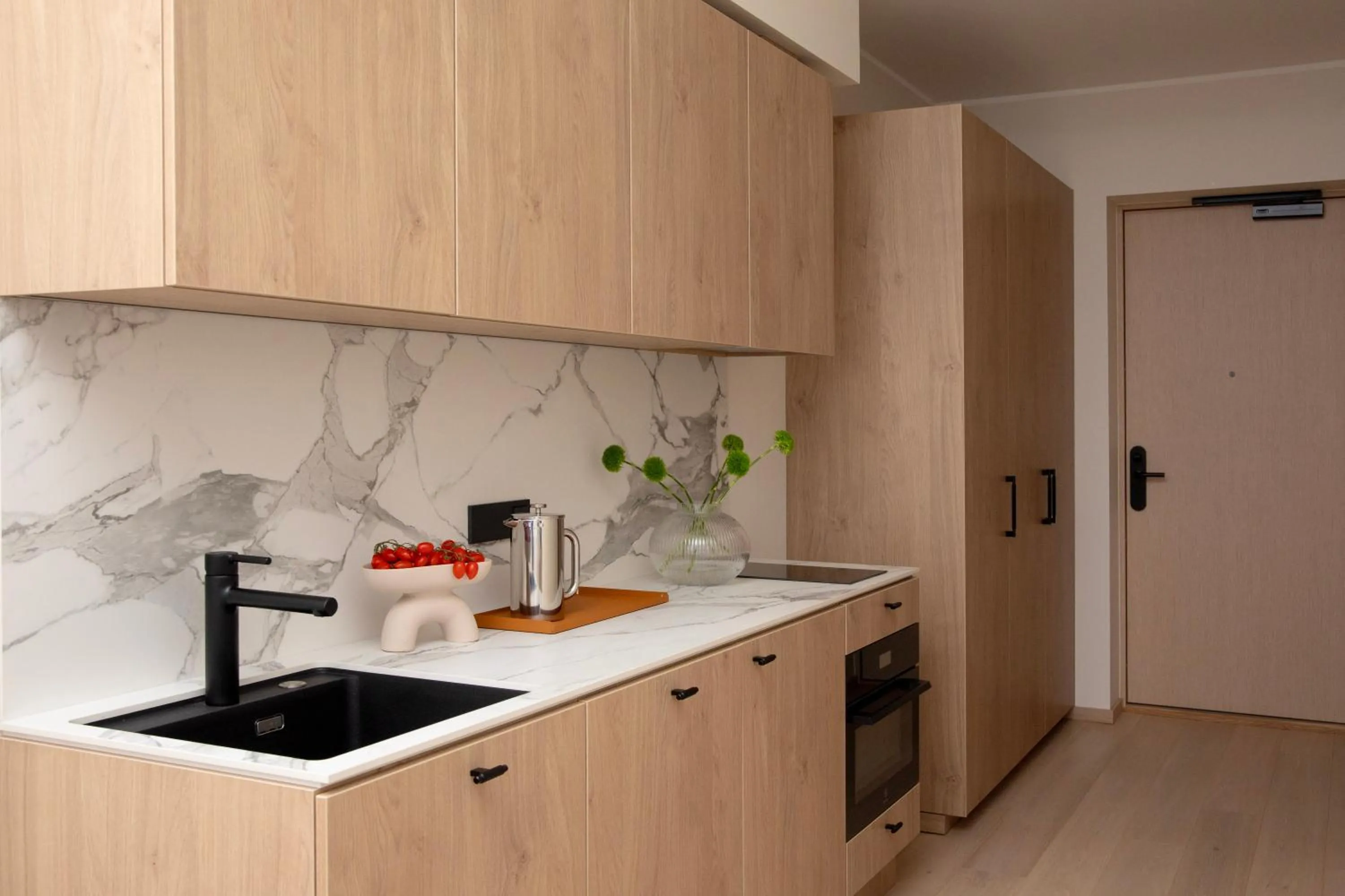 Kitchen or kitchenette in Bob W Tallinn Kesklinn