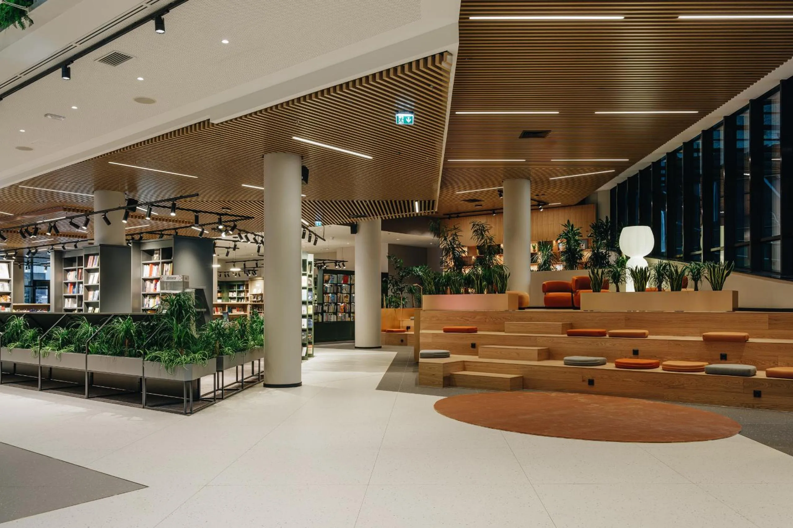 Communal lounge/ TV room in Bob W Tallinn Kesklinn