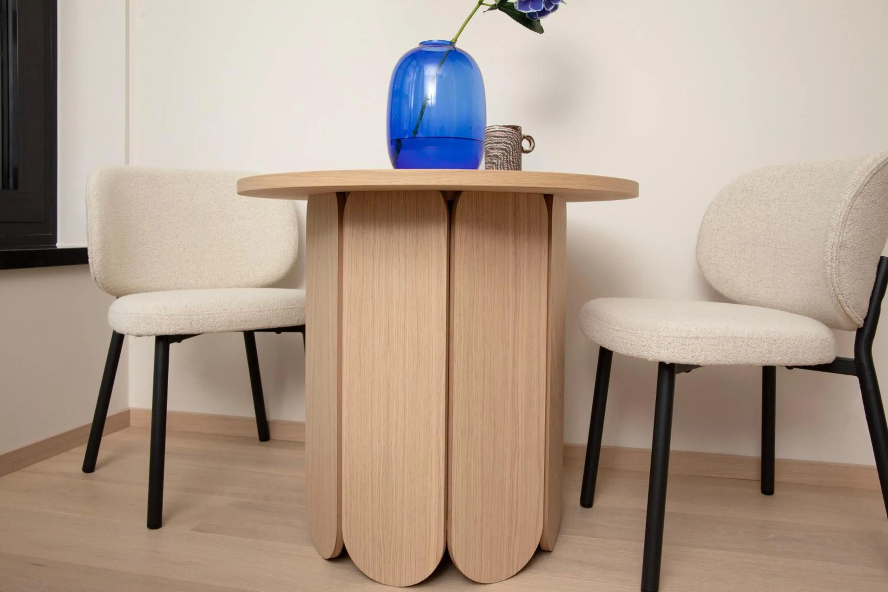 Seating area in Bob W Tallinn Kesklinn