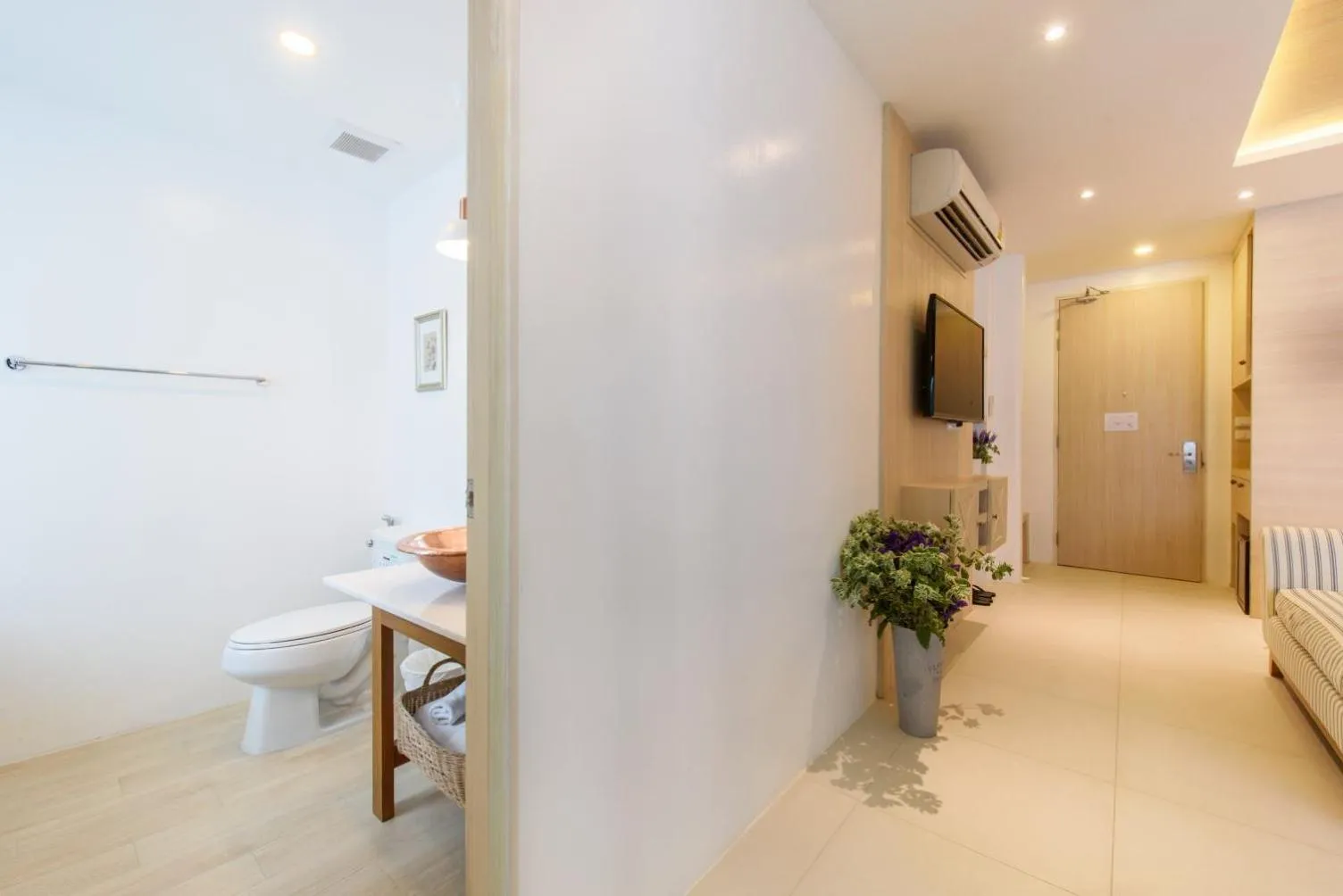 Toilet in Costa Village Jacuzzi Bangsaray