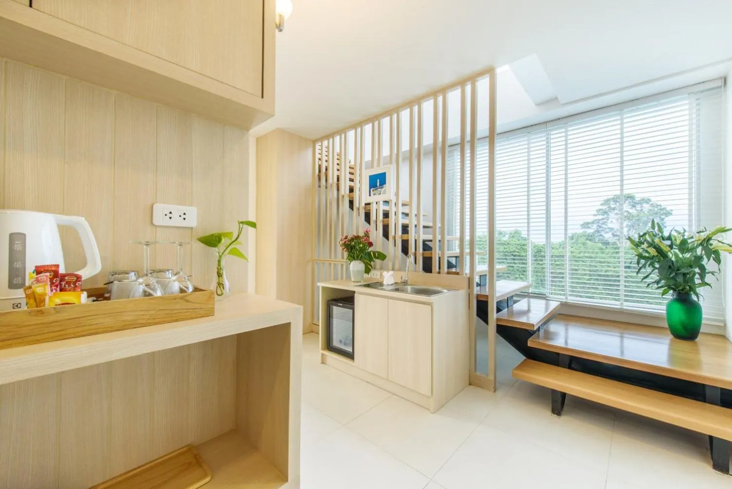 Coffee/tea facilities in Costa Village Jacuzzi Bangsaray