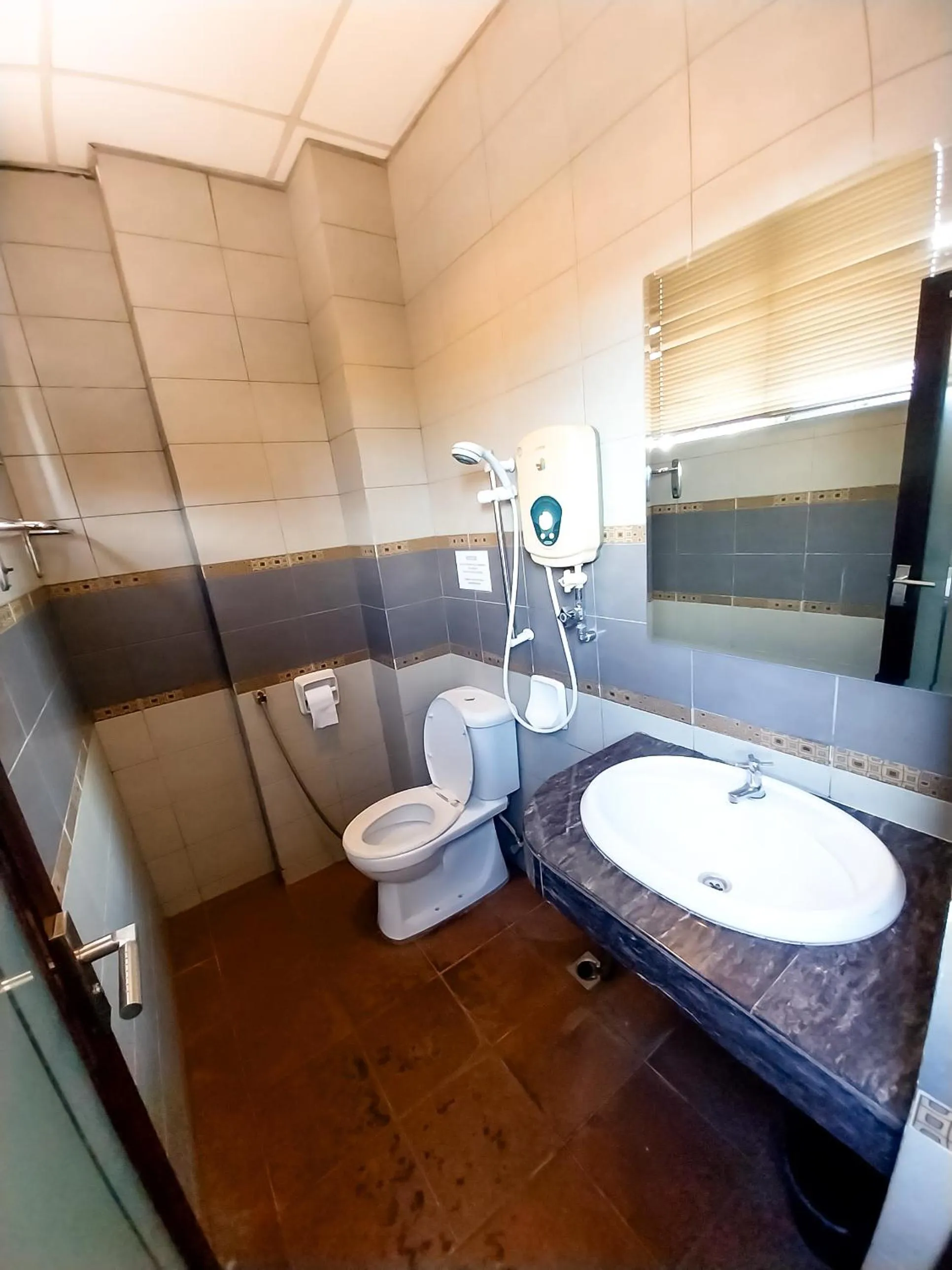 Bathroom in Hotel Holiday Park