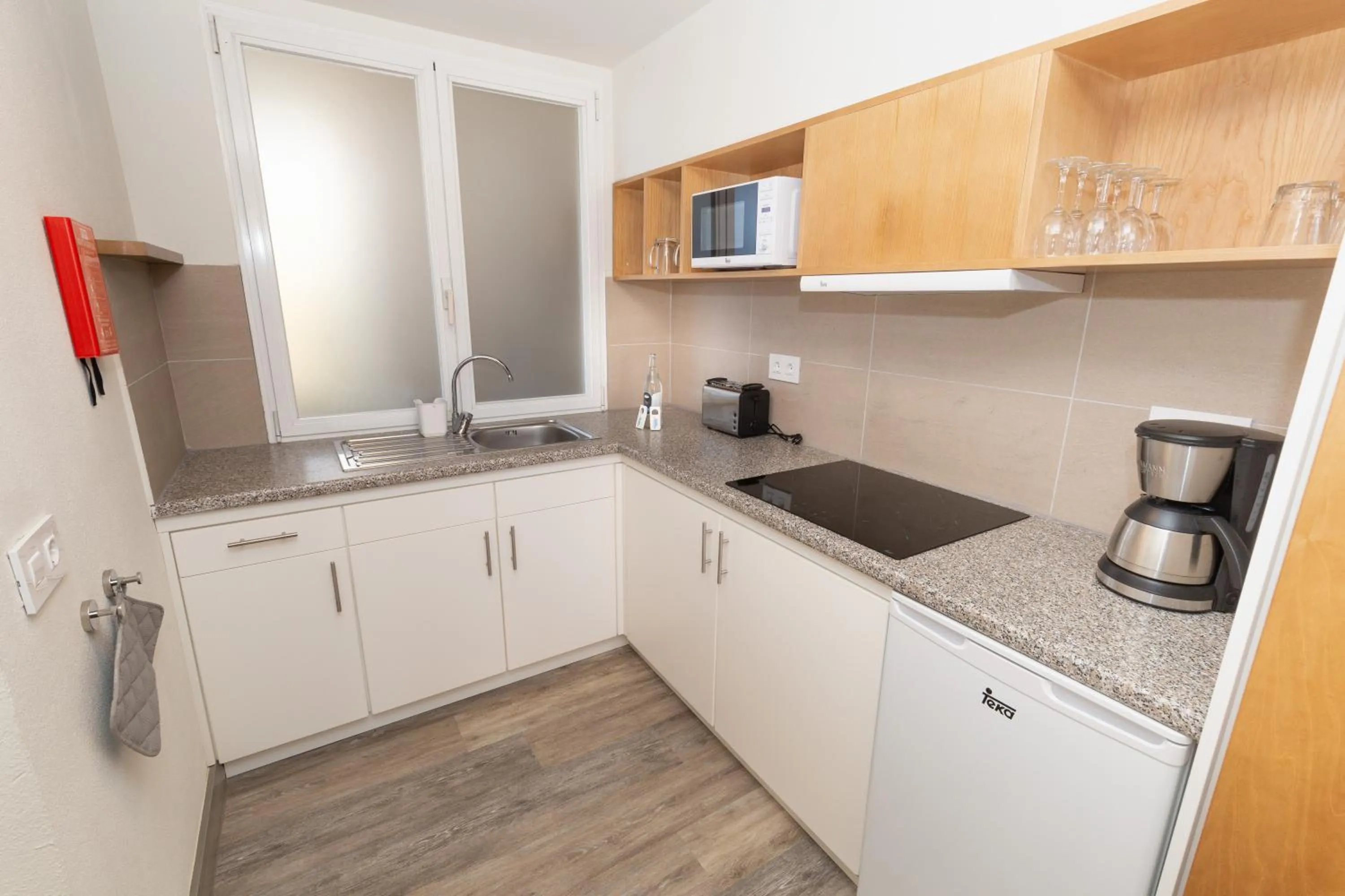 Kitchen or kitchenette in Apartamentos Tigaiga Suites