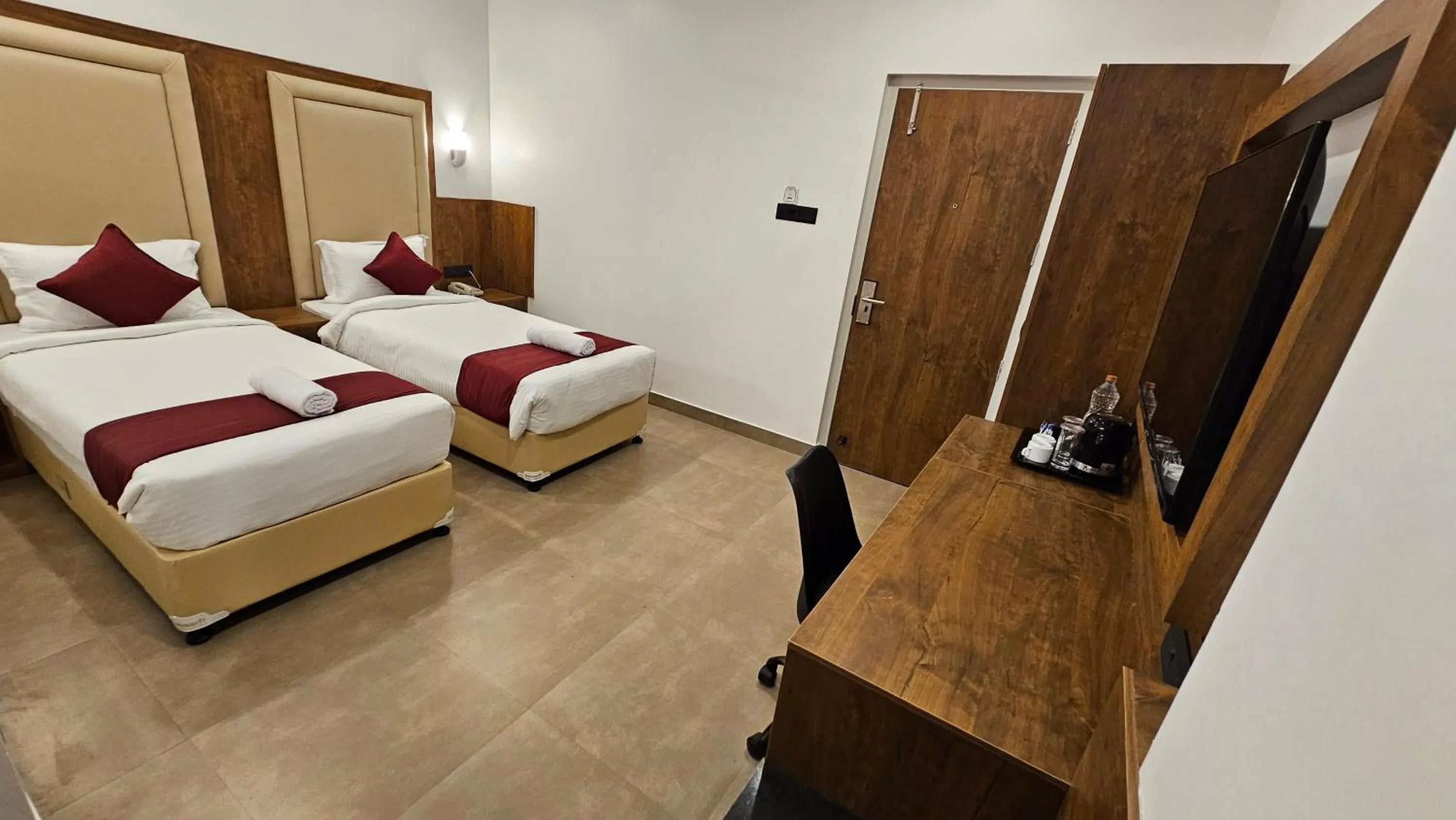 Bedroom, Bed in INDIANA HILLS