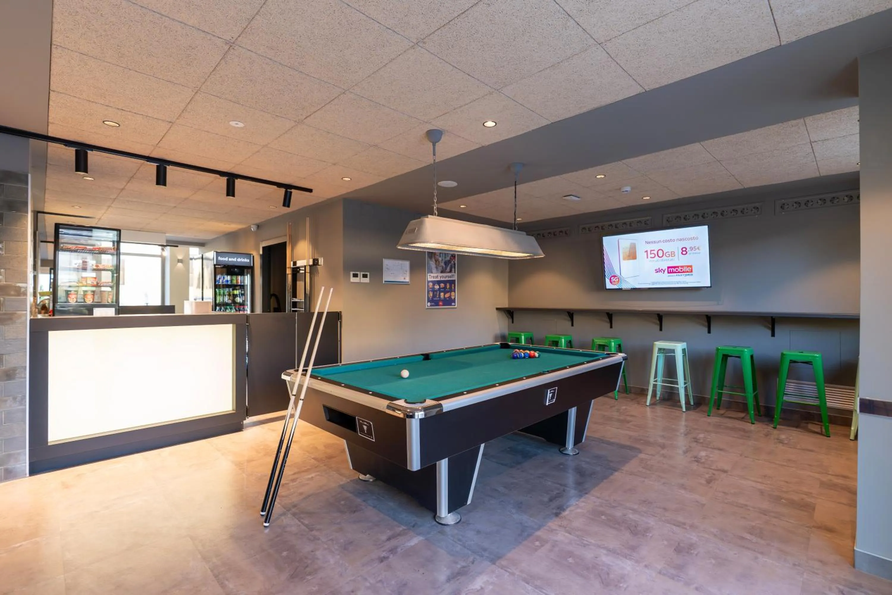 Billiard in a&o Hostel Firenze Campo di Marte