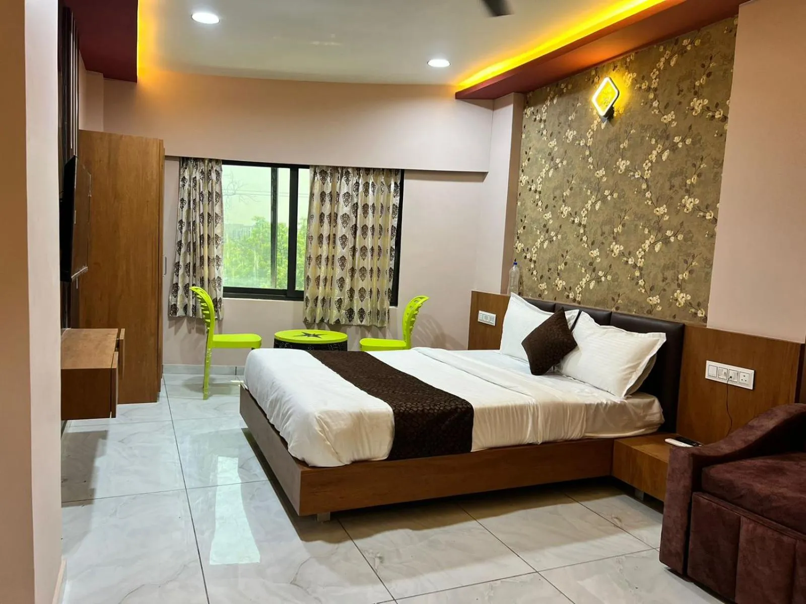 Executive Suite in Hotel Best Elegence