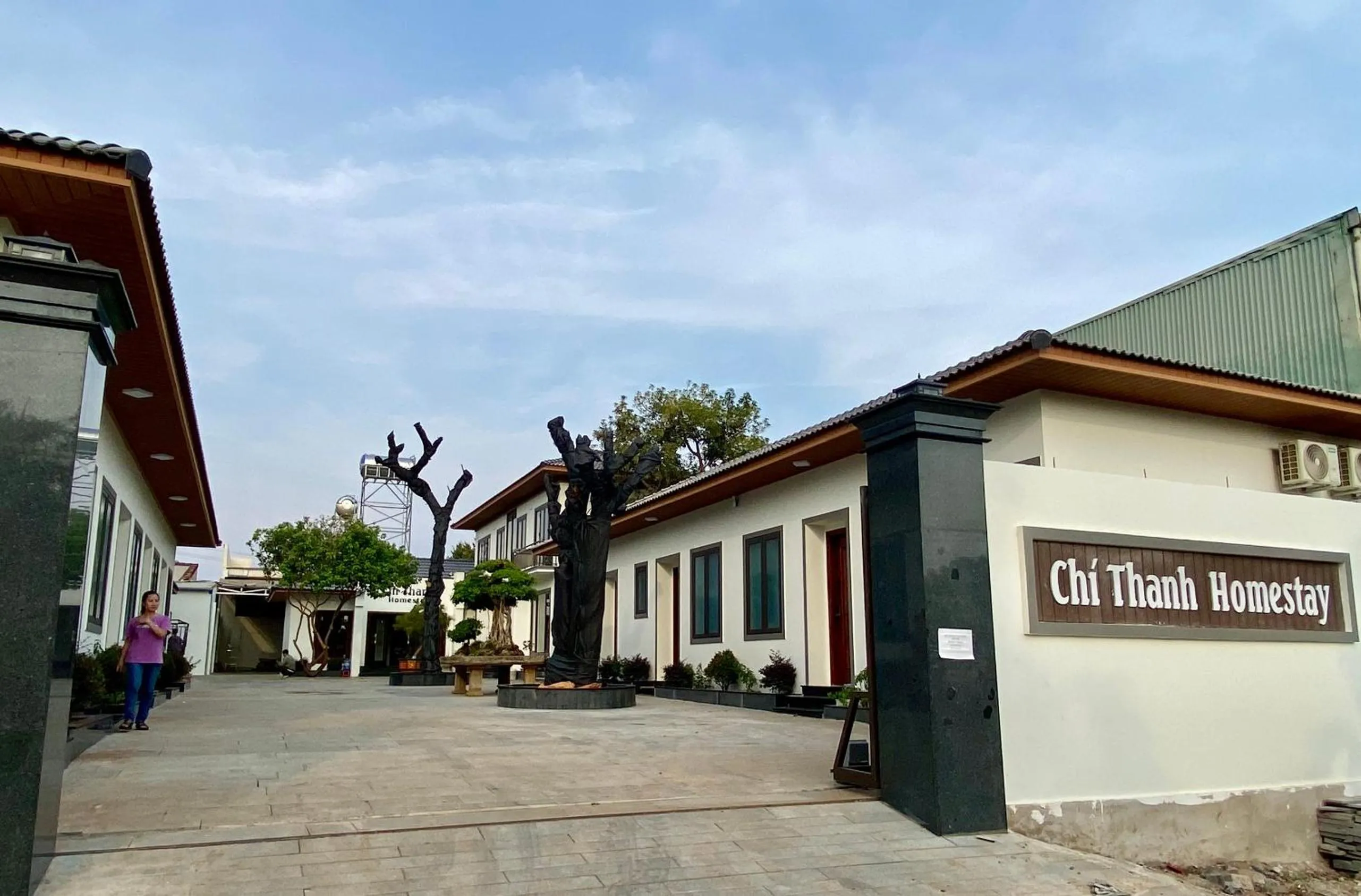Street view in Chí Thanh Homestay