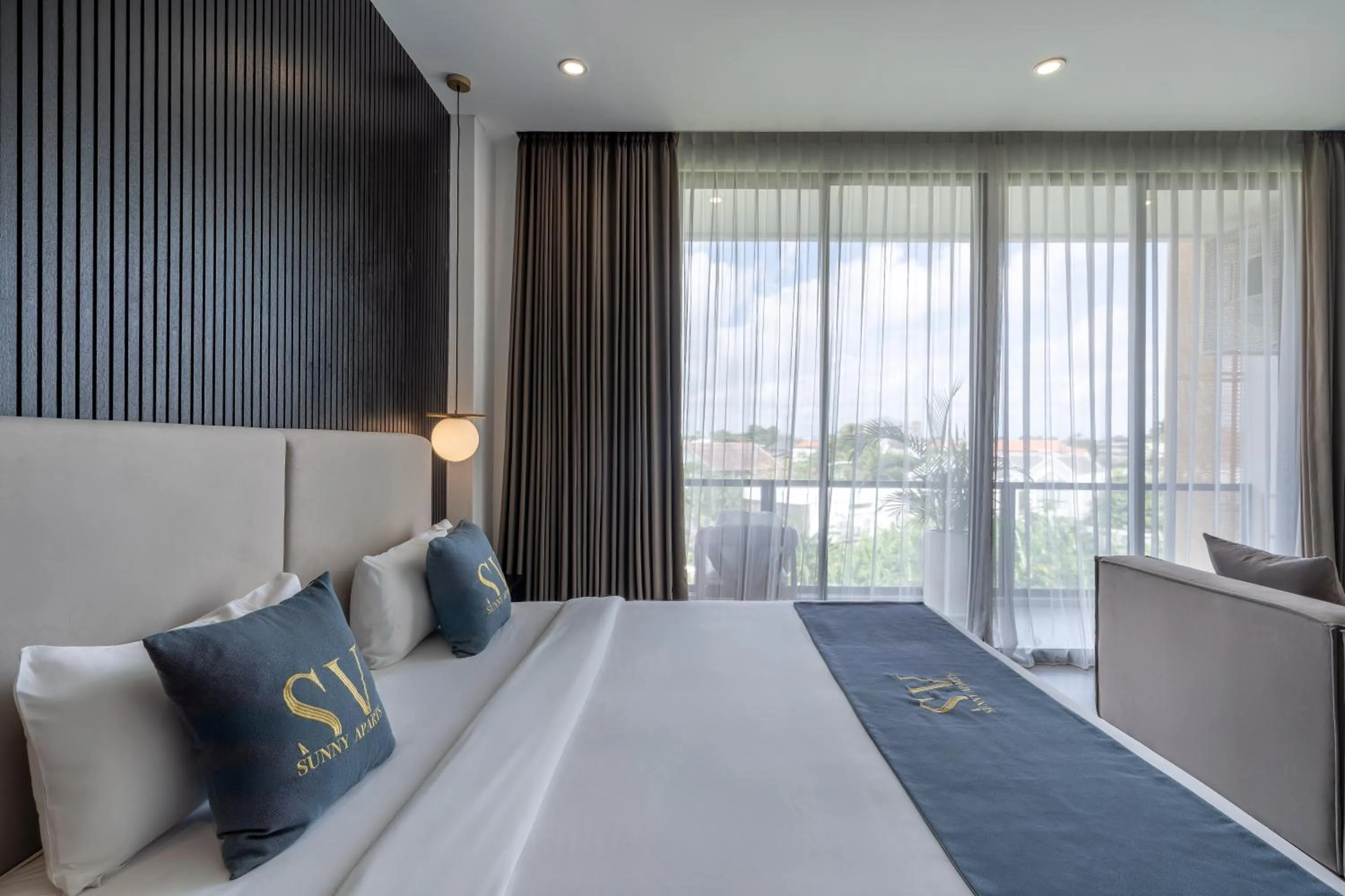 Bedroom, Bed in Sunny Aparts 1 by Betterplace