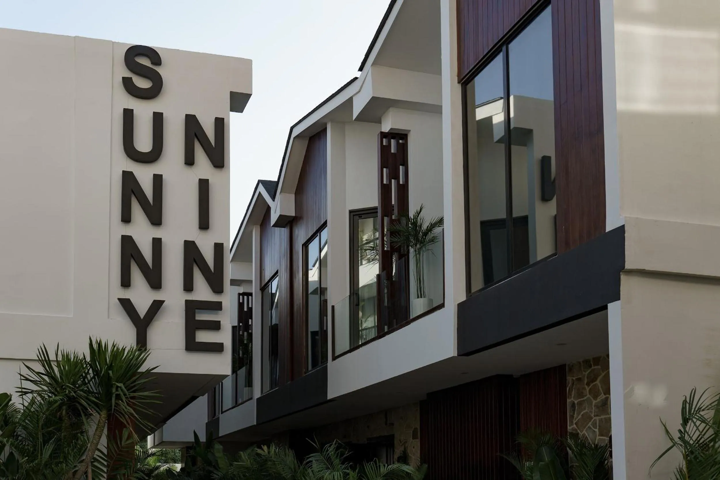 Property building in Sunny Aparts 1