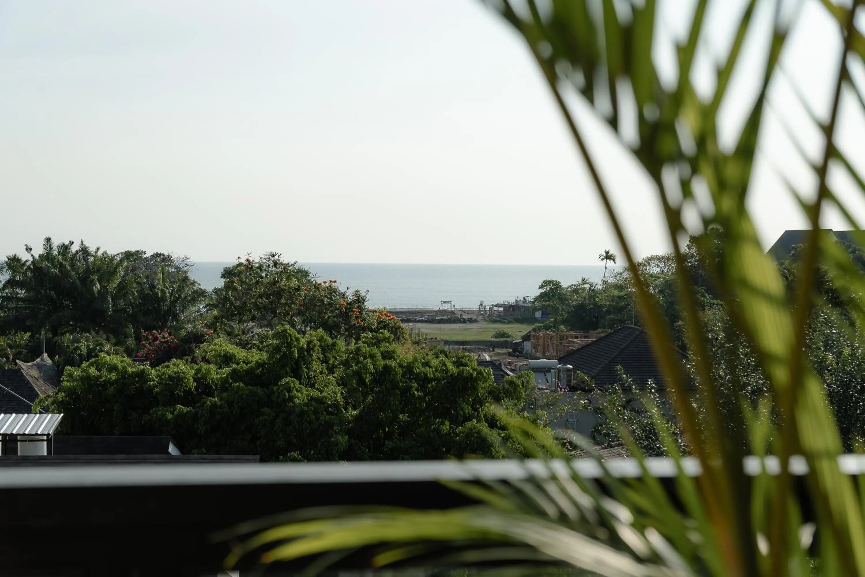 Natural landscape in Sunny Aparts 1