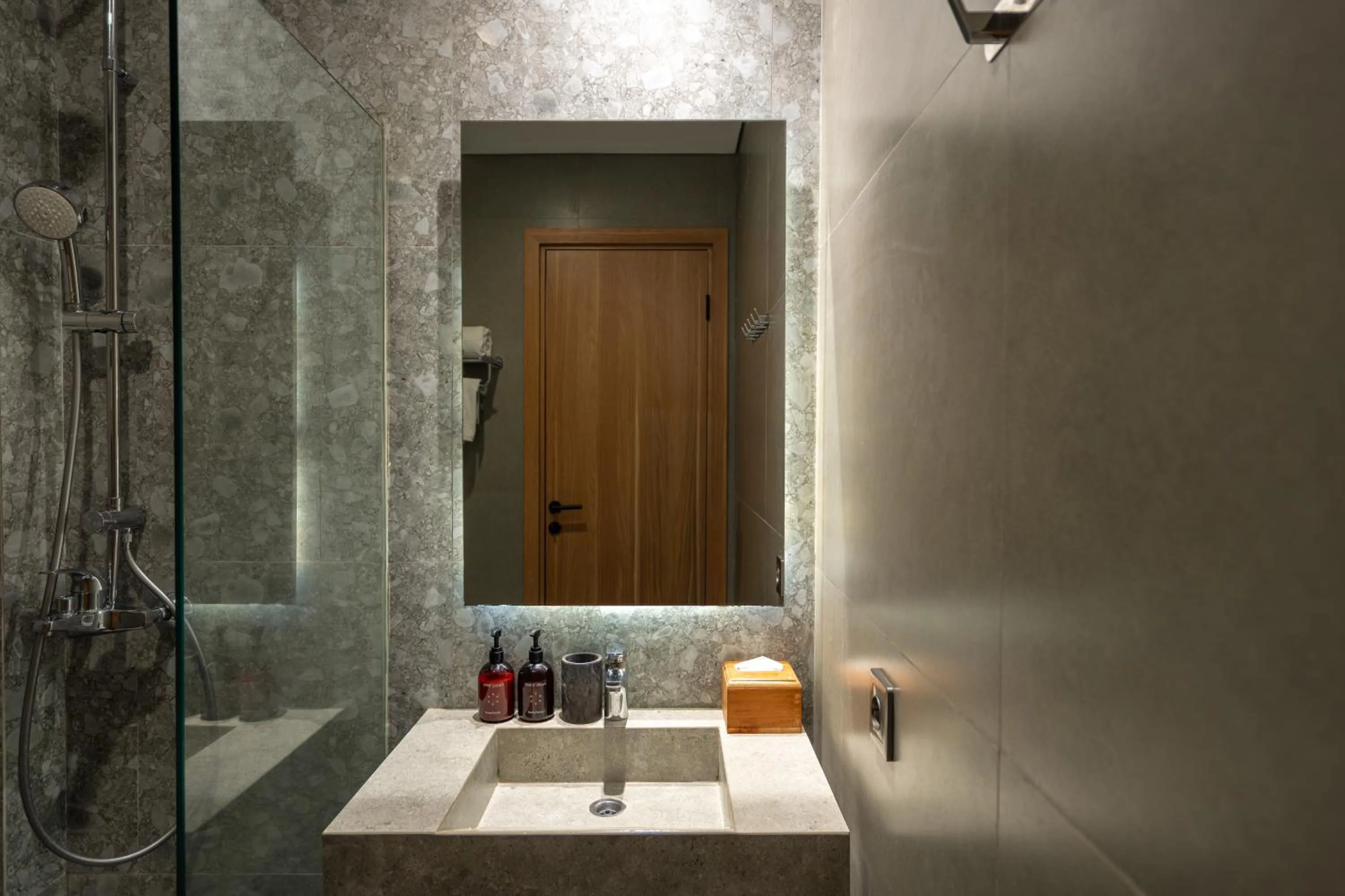 Bathroom in Sunny Aparts 1 by Betterplace