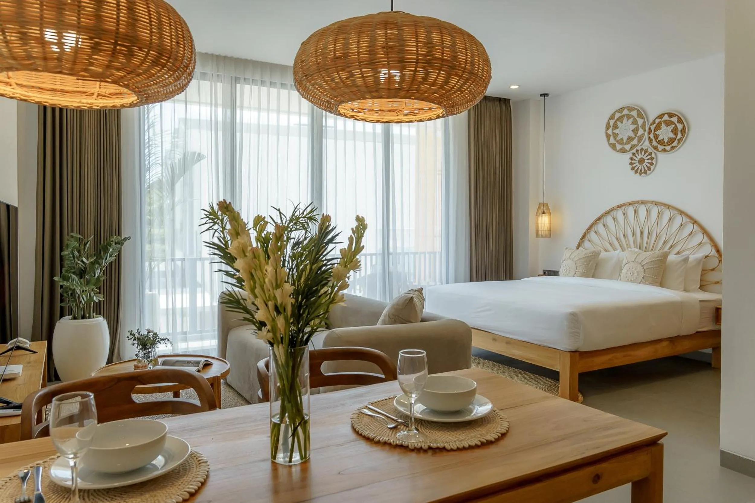 Bed in Sunny Aparts 1