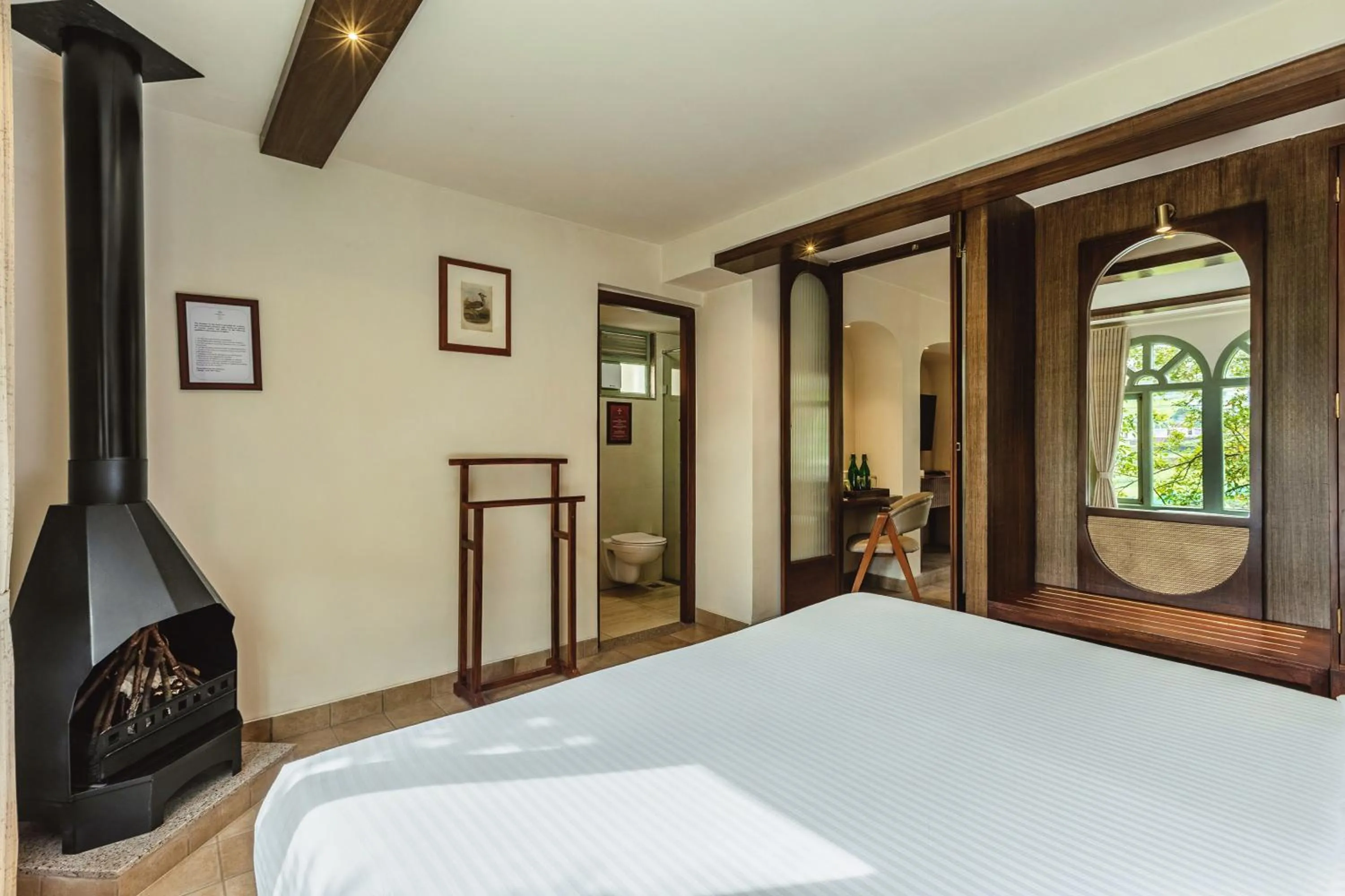 Bed in Mango Hill Shola Ooty