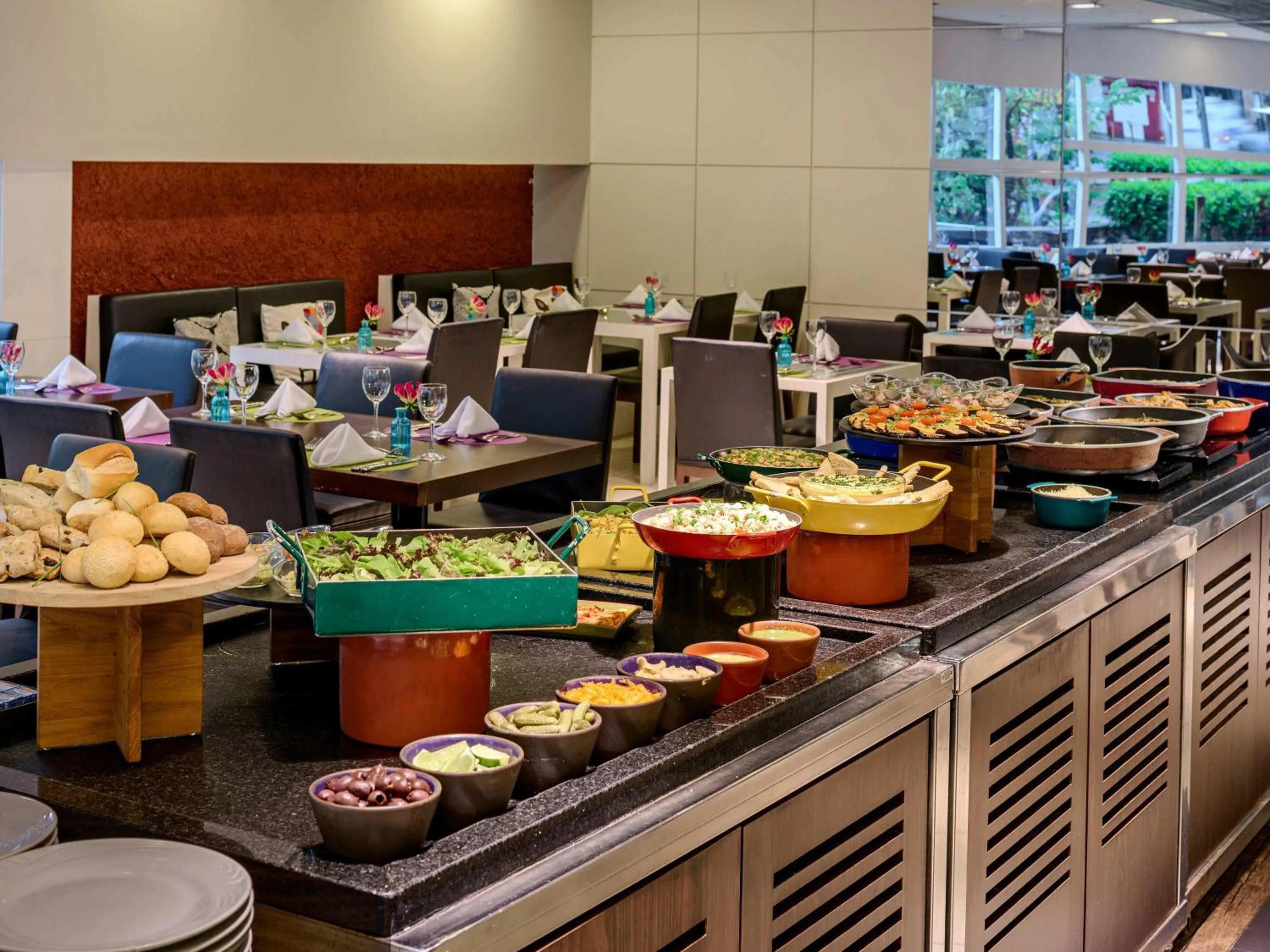 Restaurant/places to eat in Mercure Sao Paulo Jardins