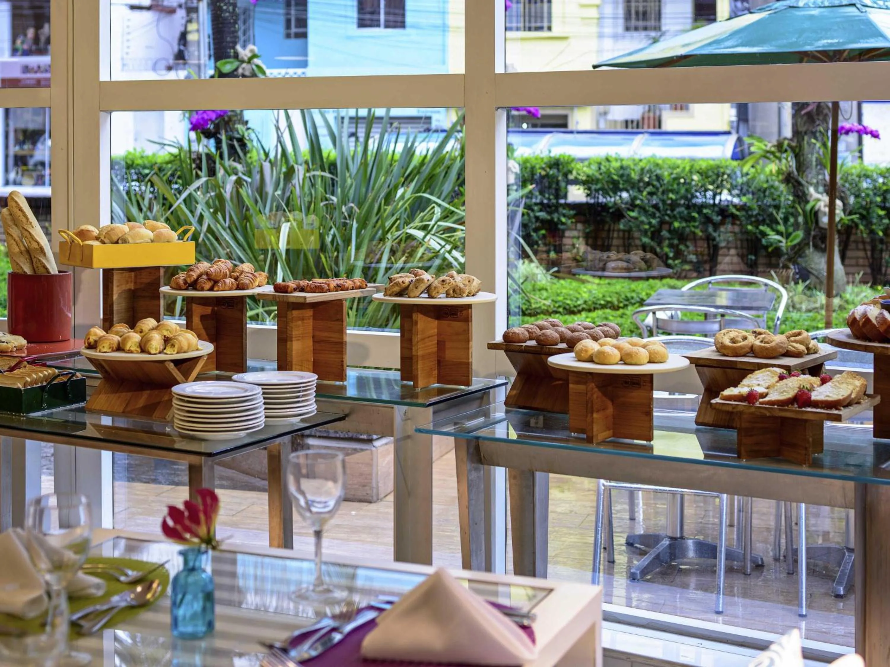 Restaurant/places to eat in Mercure Sao Paulo Jardins