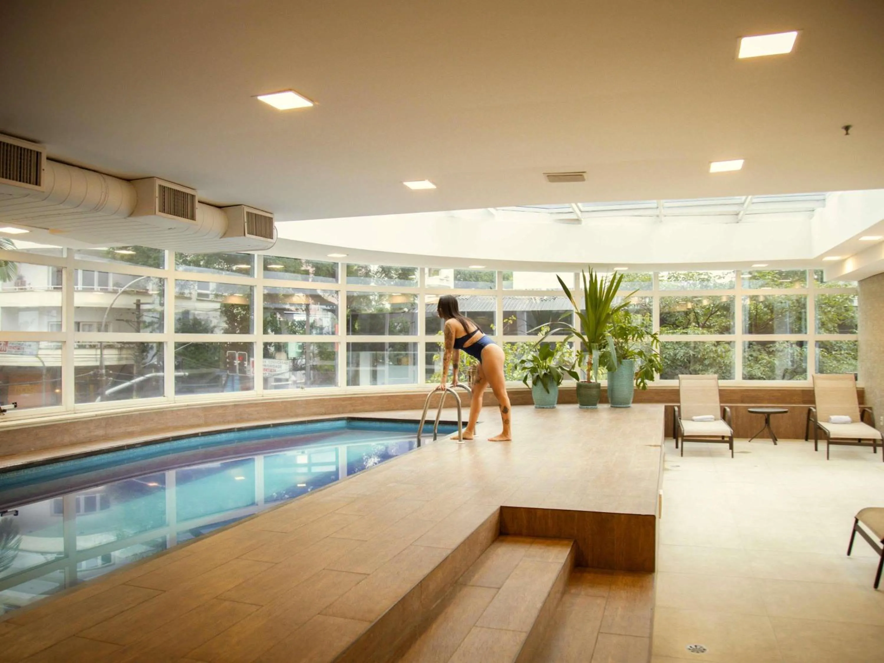 Pool view in Mercure Sao Paulo Jardins