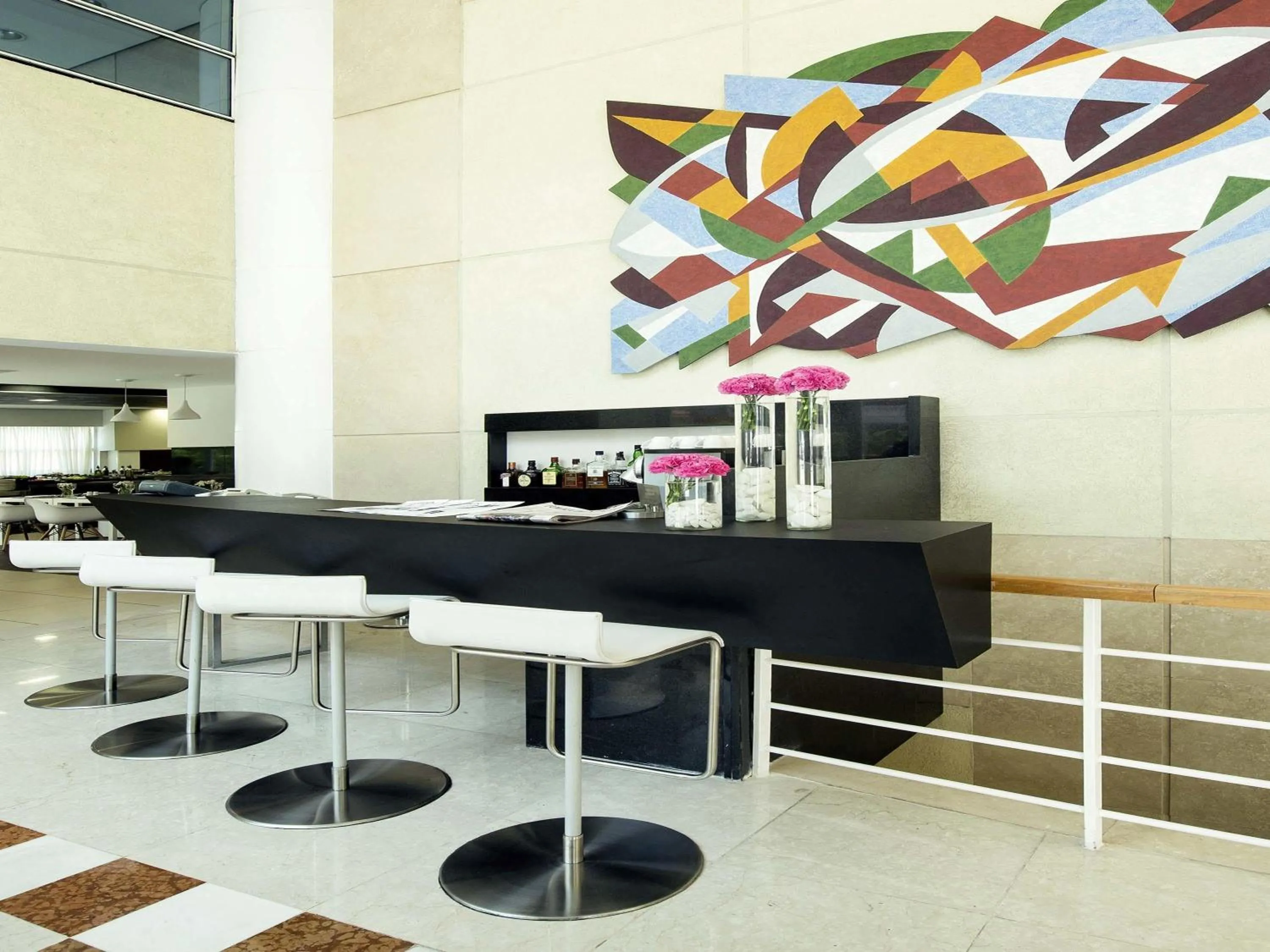 Lounge or bar in Mercure Sao Paulo Jardins