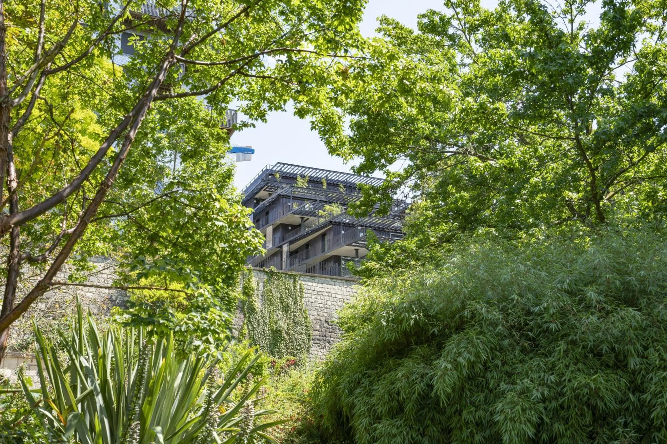 Property building in All Suites Appart Hôtel et Hôtel - Paris 13 - Porte d'Italie