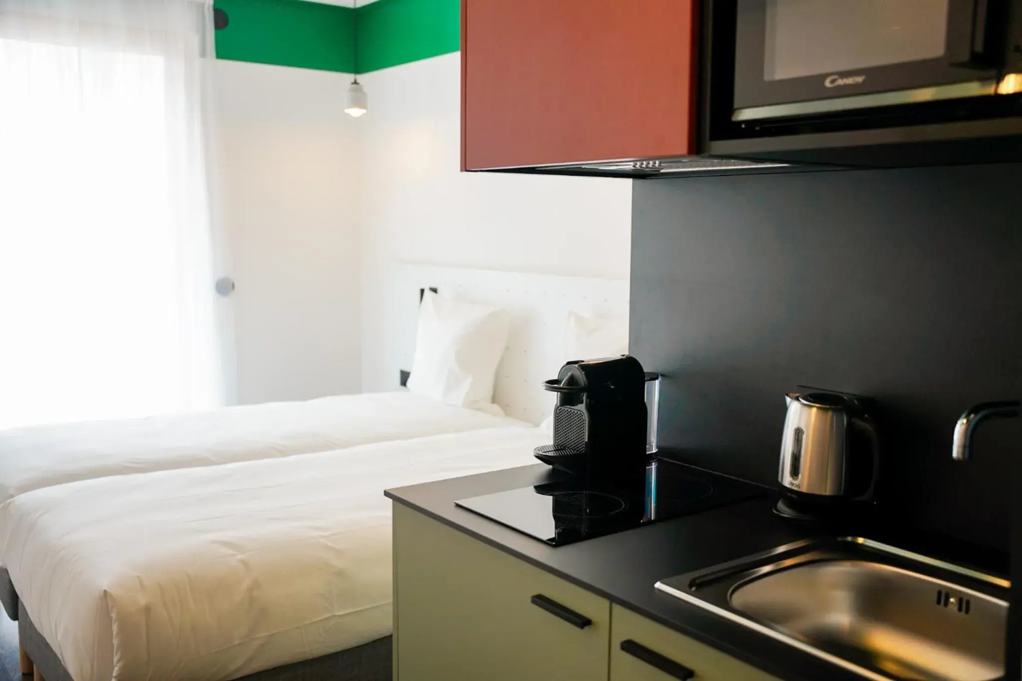 Comfort Studio (Single Beds) in All Suites Appart Hôtel et Hôtel - Paris 13 - Porte d'Italie Comfort Studio (Single Beds) in All Suites Appart Hôtel et Hôtel - Paris 13 - Porte d'Italie