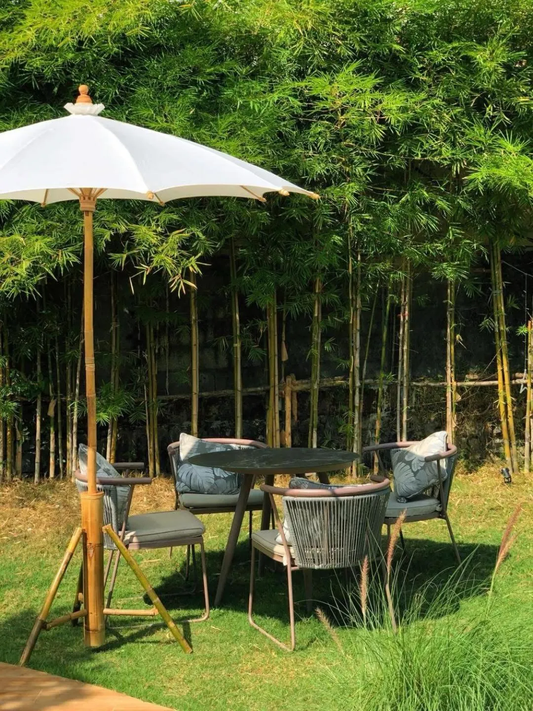 Garden in Remember Vangvieng Hotel