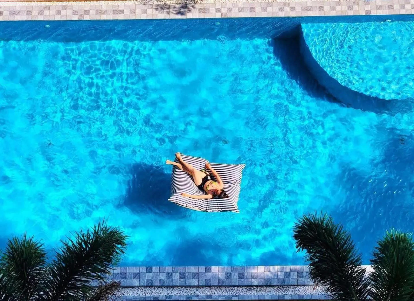 Aqua park in Remember Vangvieng Hotel