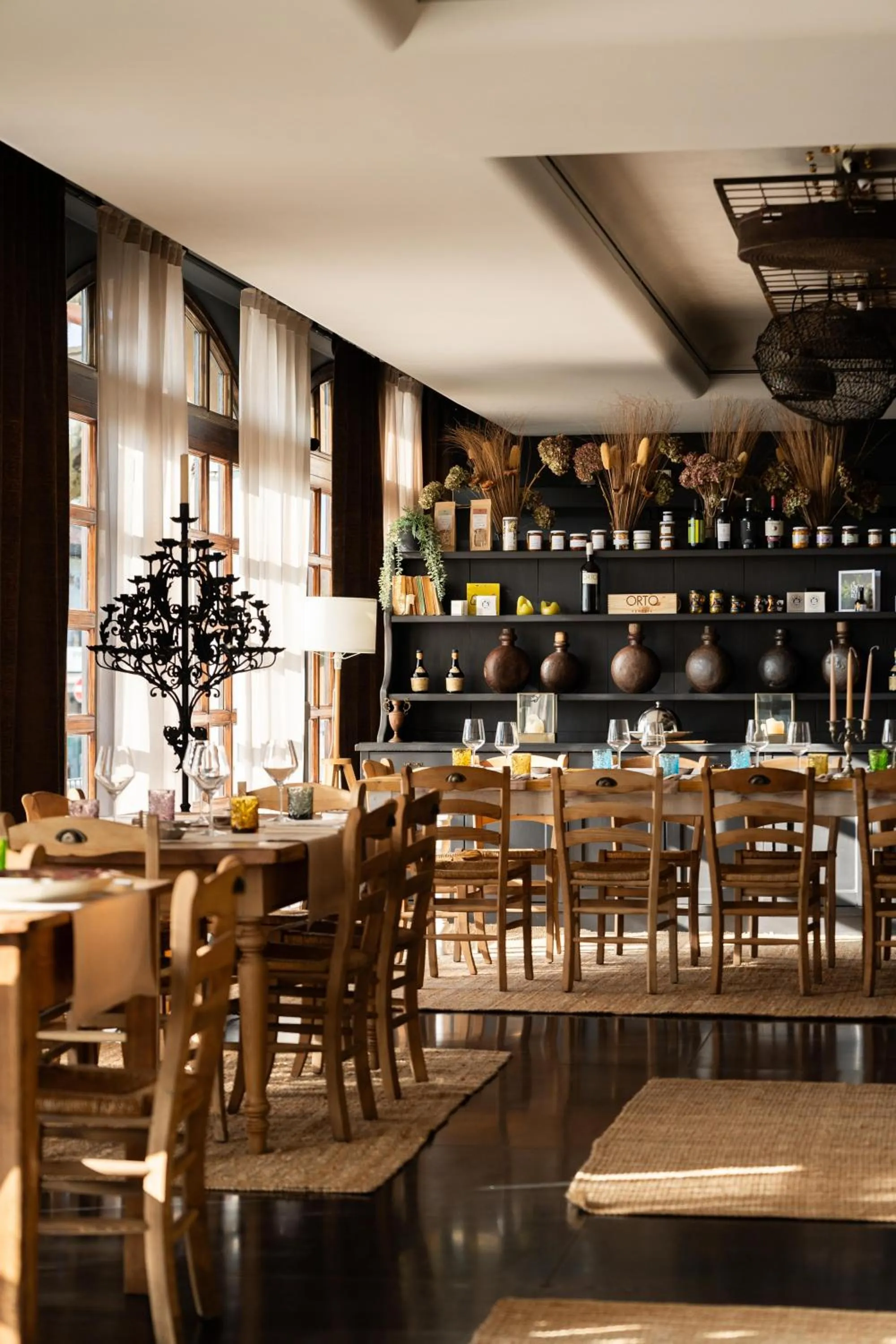 Restaurant/places to eat in Camoma Aparthotel - Suites Apartments