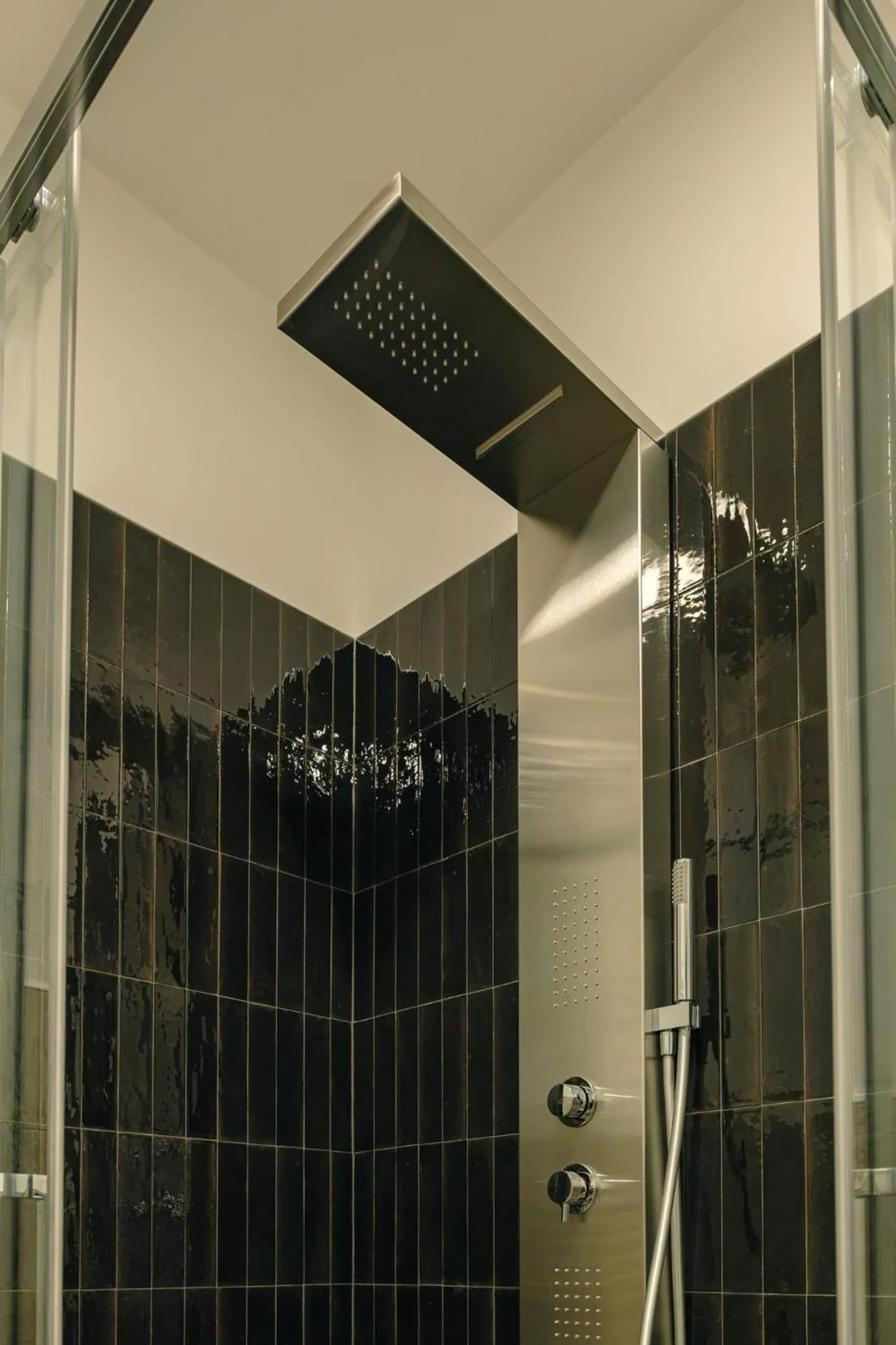 Bathroom in Camoma Aparthotel - Suites Apartments