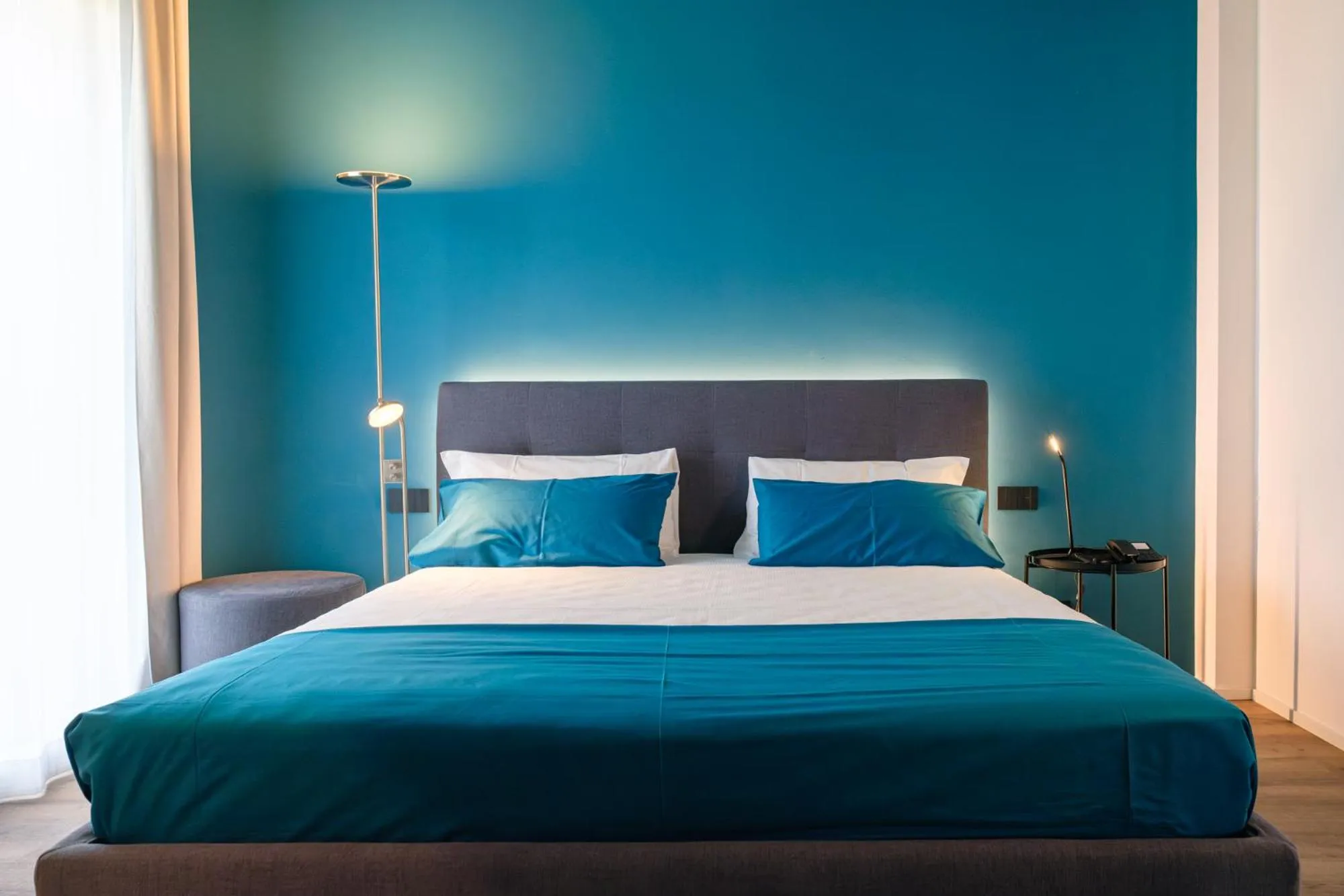 Bed in Camoma Aparthotel - Suites Apartments