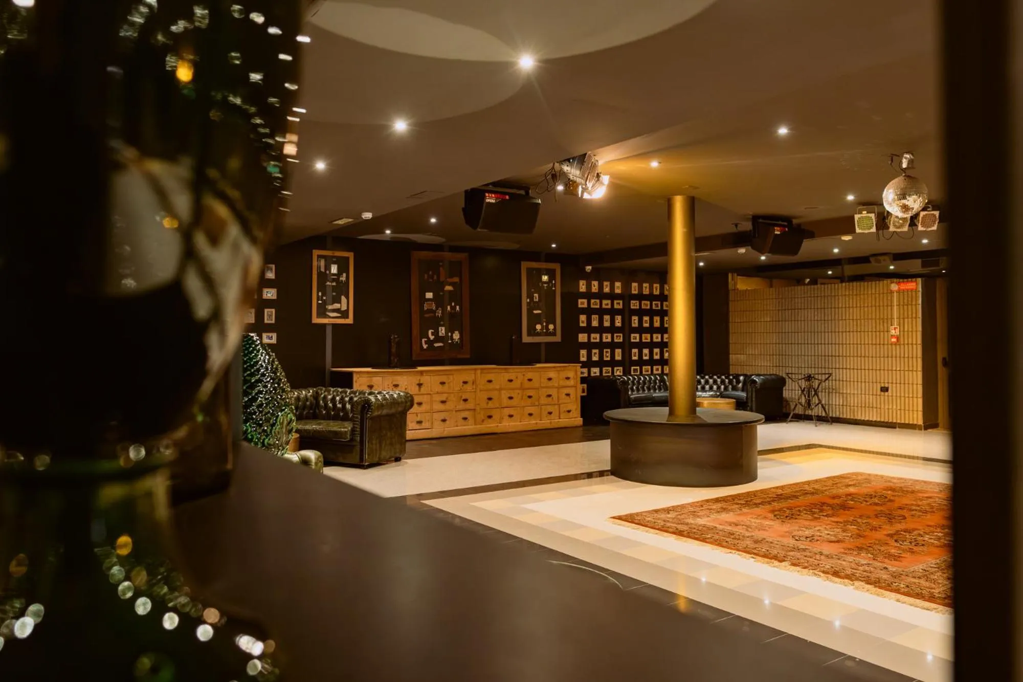 Meeting/conference room in Camoma Aparthotel - Suites Apartments