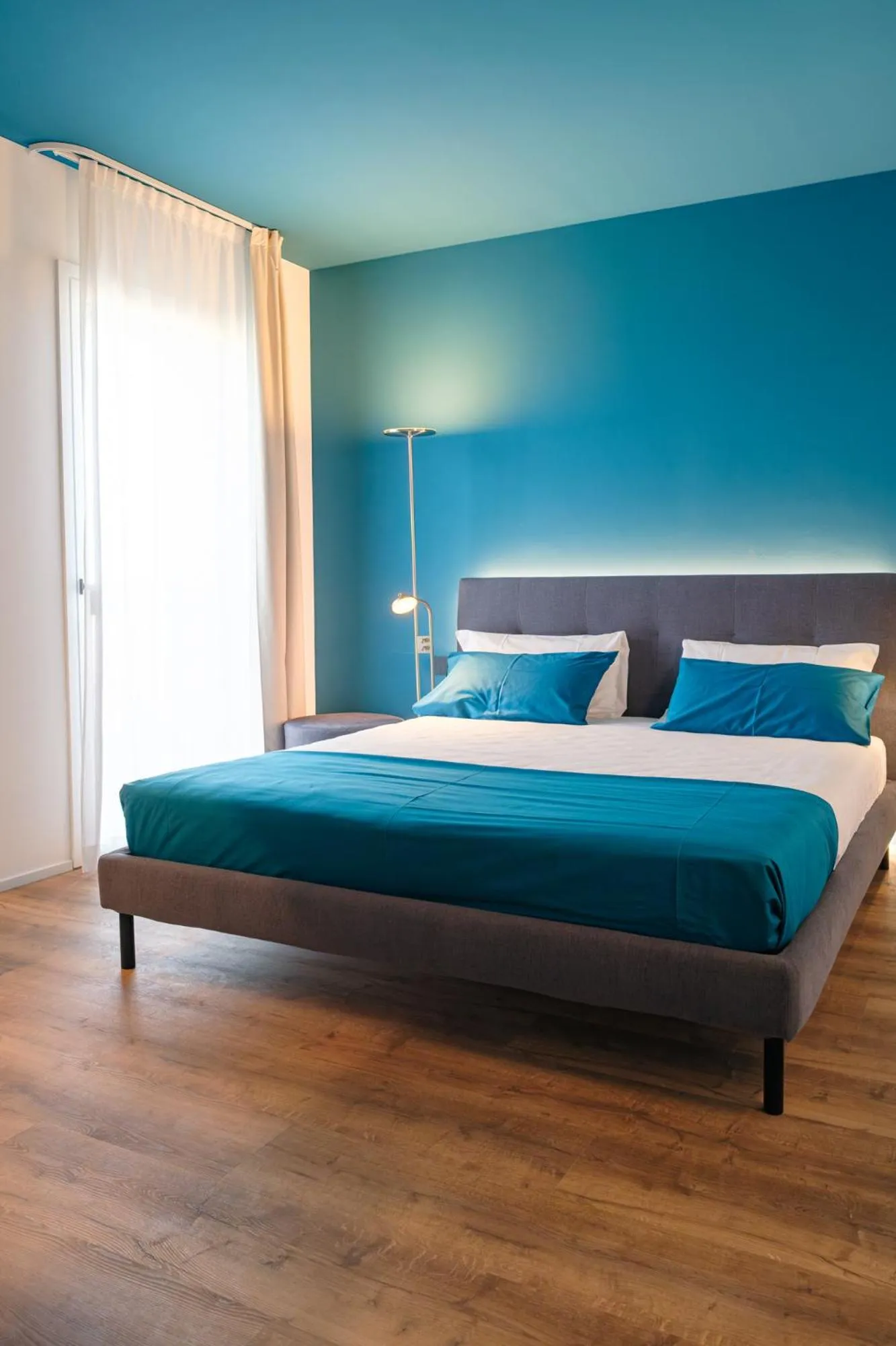 Bedroom, Bed in Camoma Aparthotel - Suites Apartments