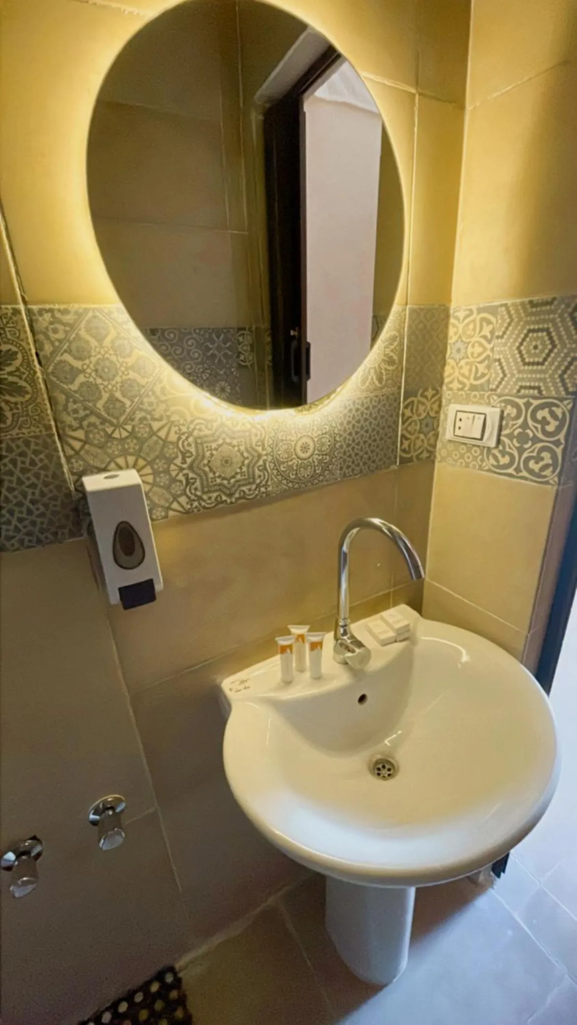 Bathroom in Sami pyramids Inn