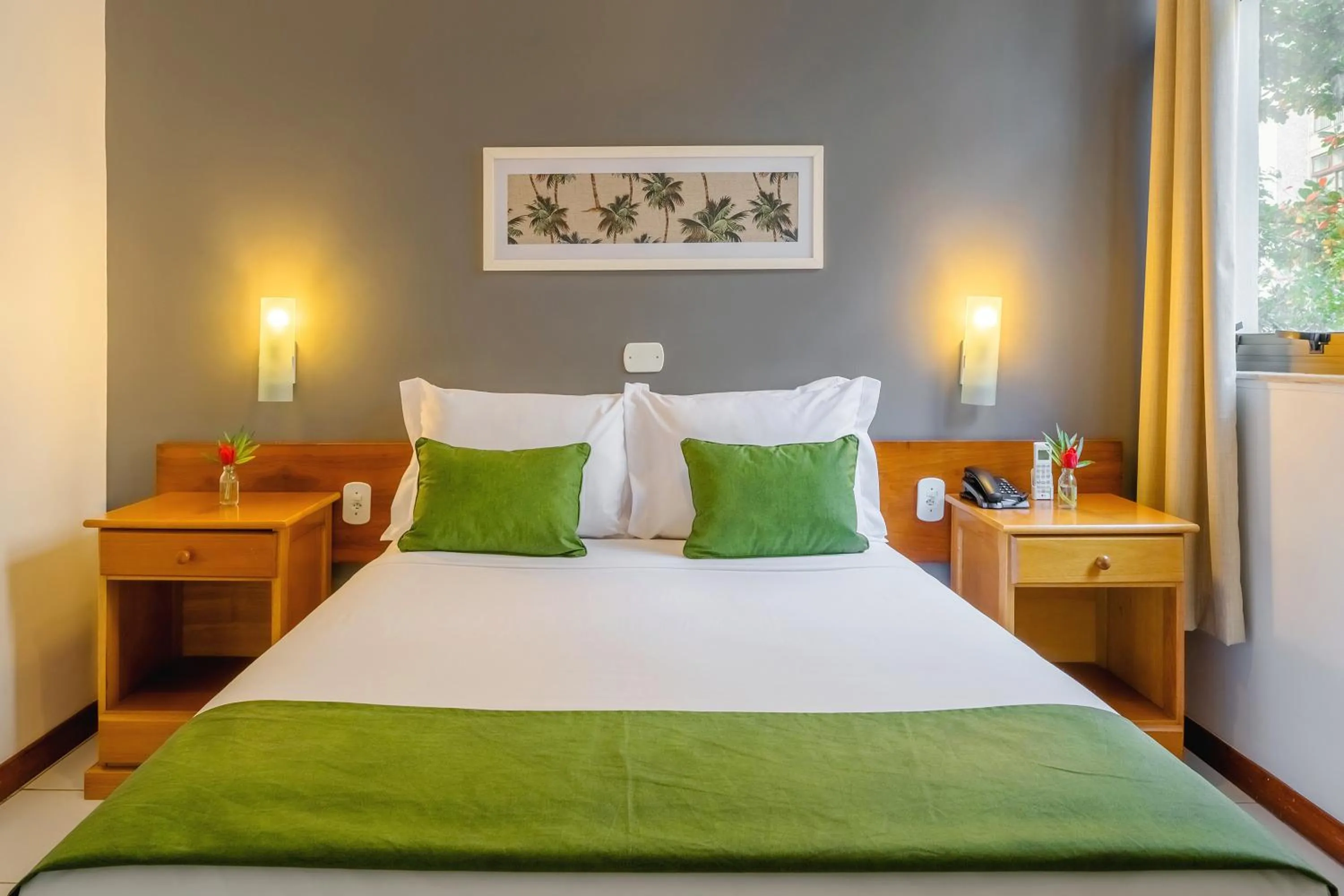 Photo of the whole room, Bed in Infinity Copacabana