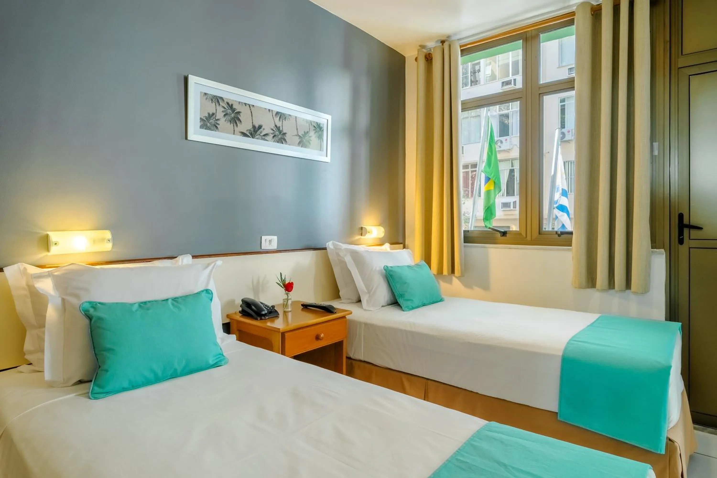 Photo of the whole room, Bed in Infinity Copacabana