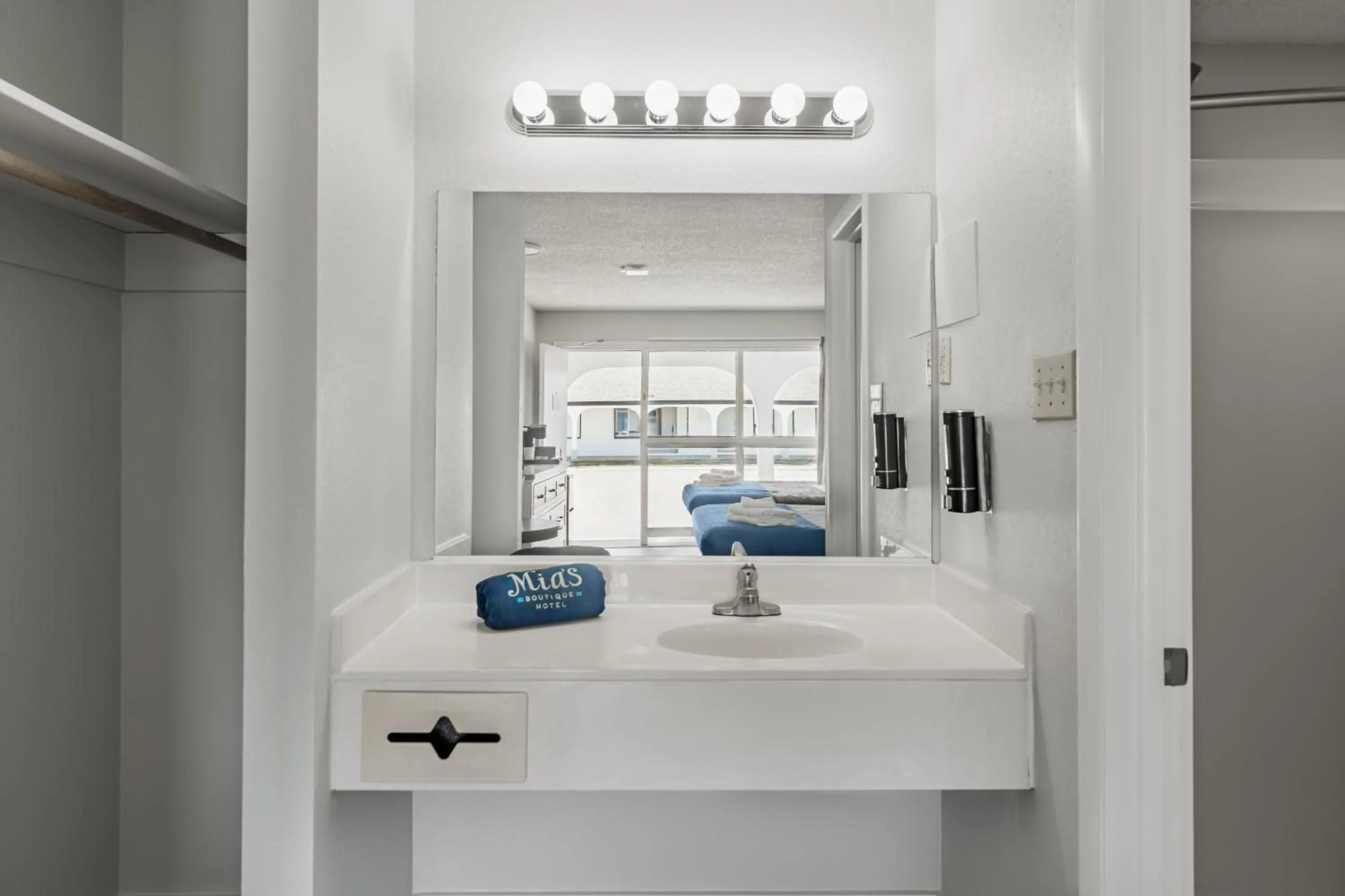 Mia's Boutique Hotel