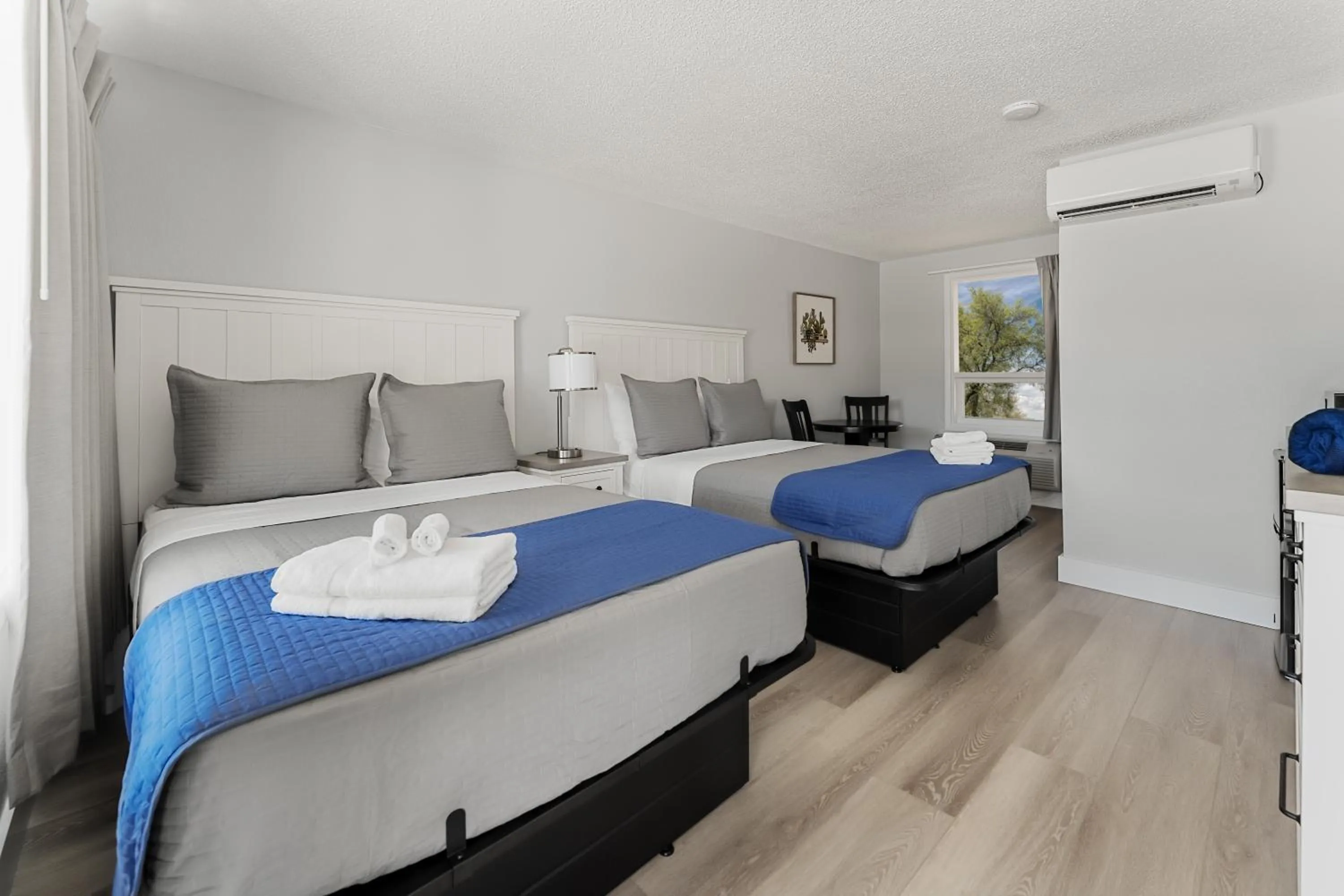 Bed in Mia's Boutique Hotel