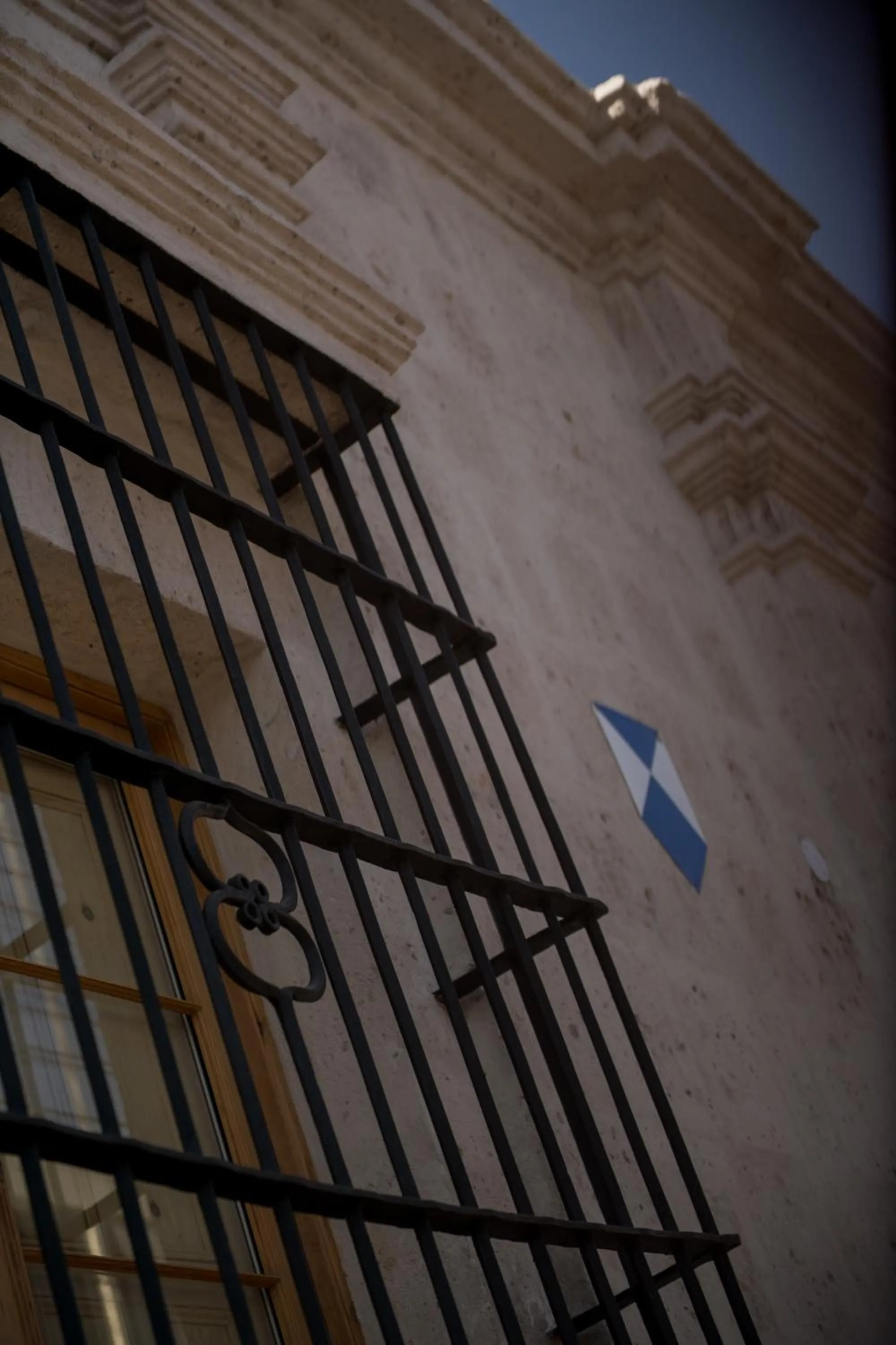 Facade/entrance in Palacio Guaqui by Ananay Hotels