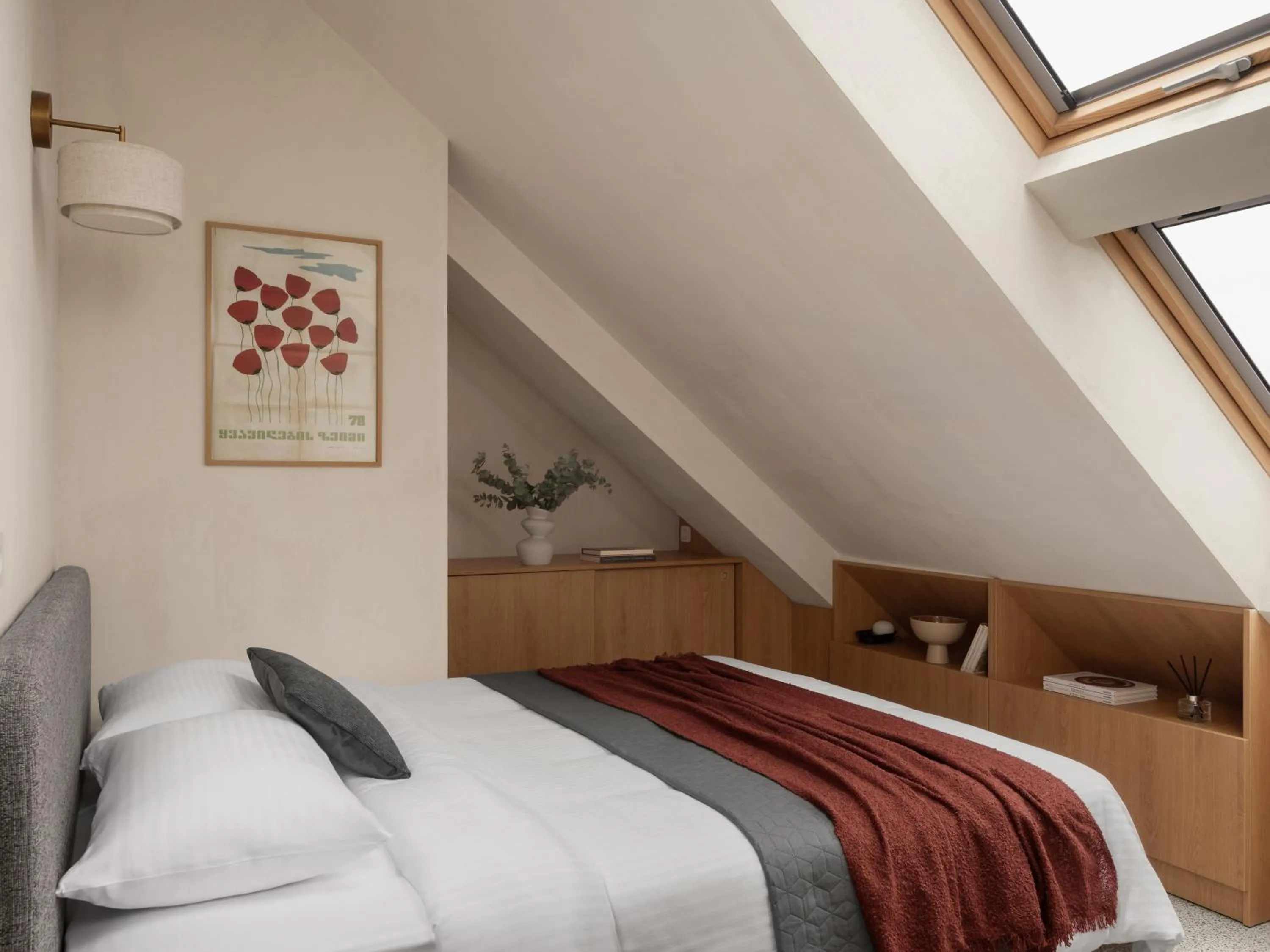 Bed in Apart-In Georgia