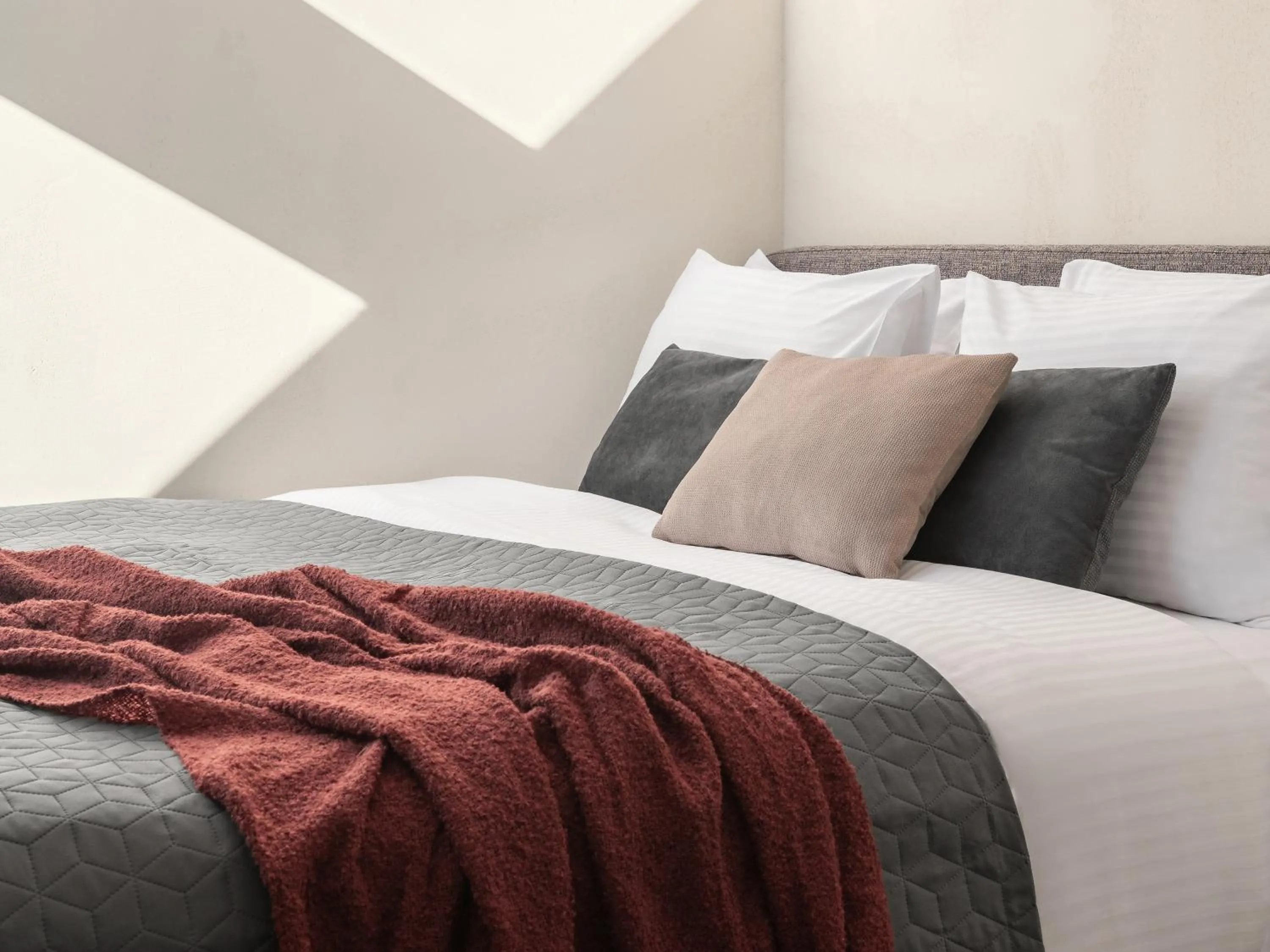 Bed in Apart-In Georgia