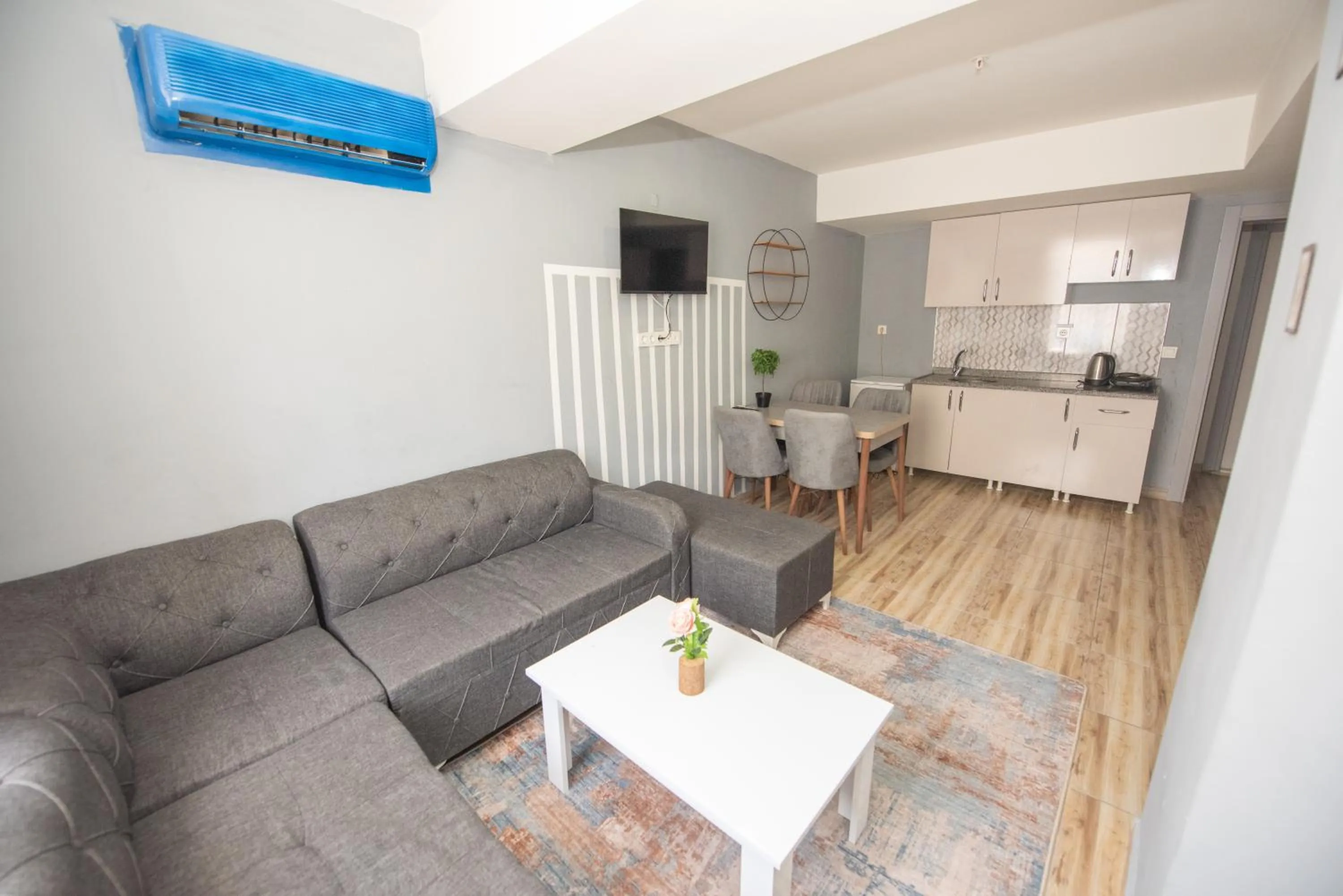 Living room, Seating Area in Palvan Hotel