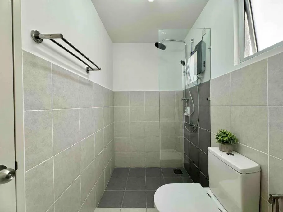 Shower in Alanis by MOKA at SEPANG