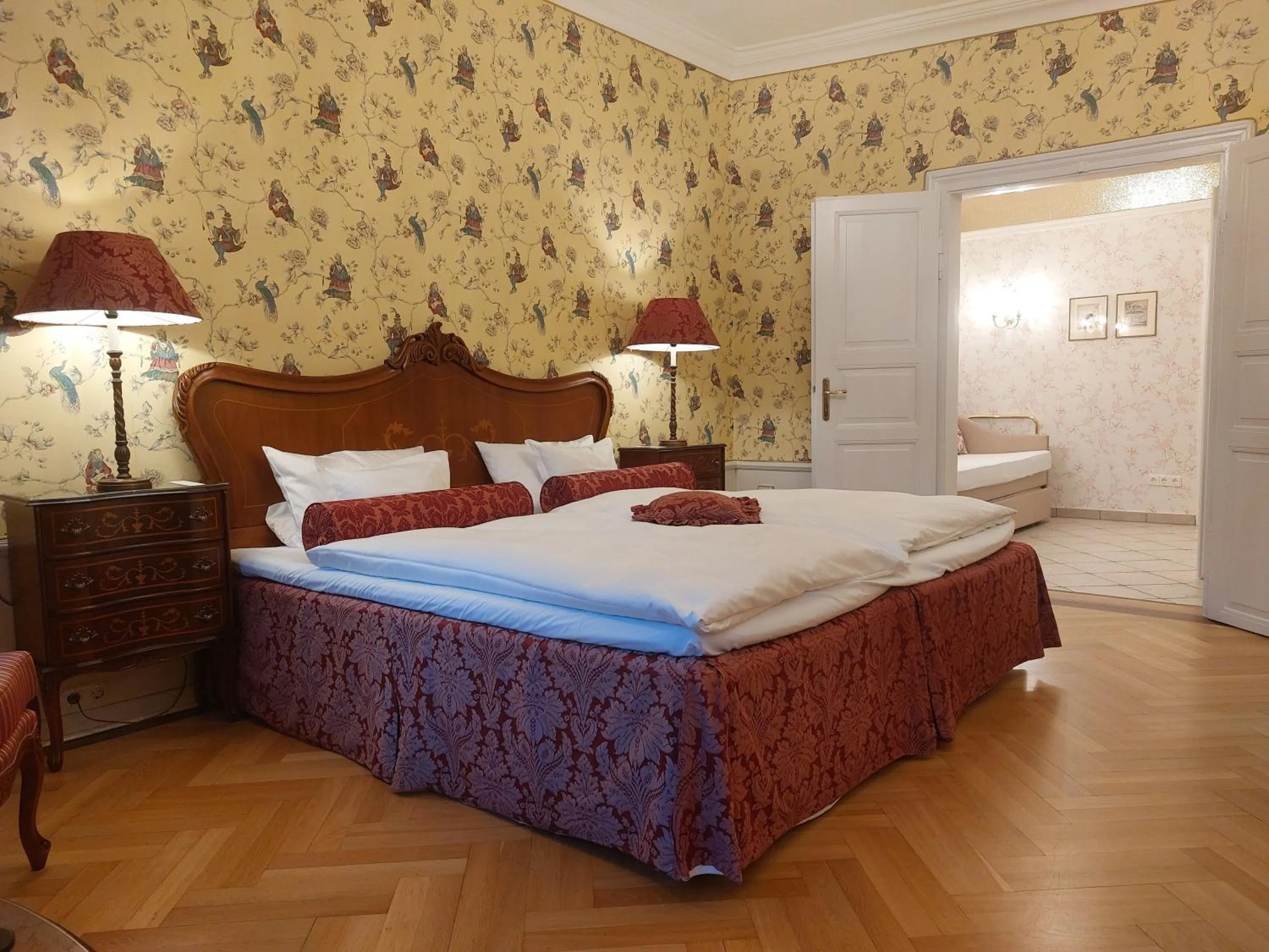 Photo of the whole room, Bed in Hotel Goldener Anker