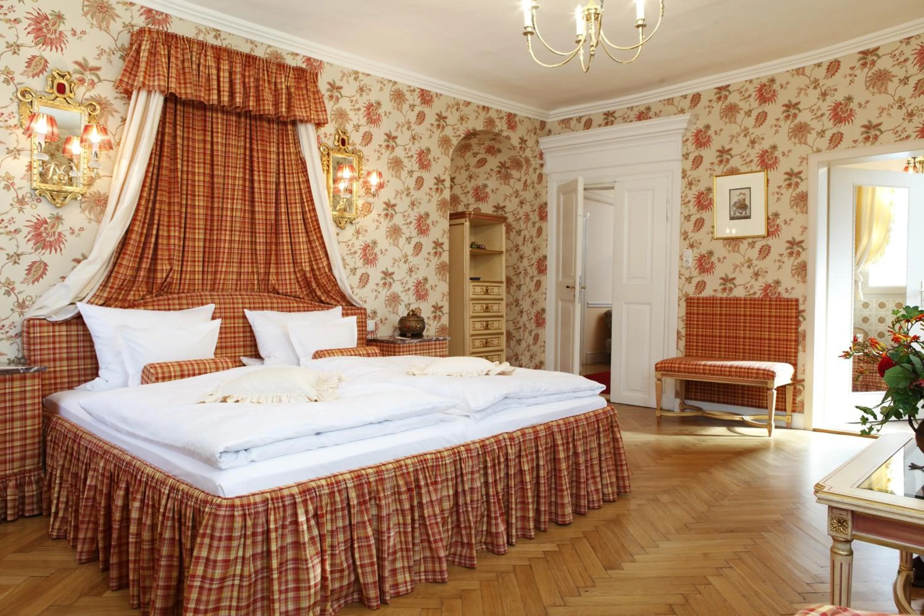 Bed in Hotel Goldener Anker